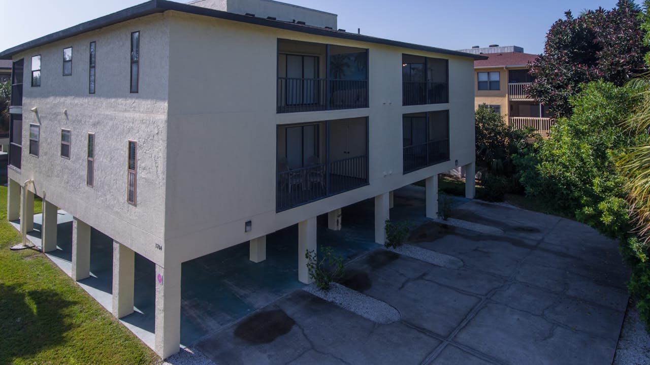 Beach View 5 2 BD Vacation Rental in Holmes Beach, FL Vacasa