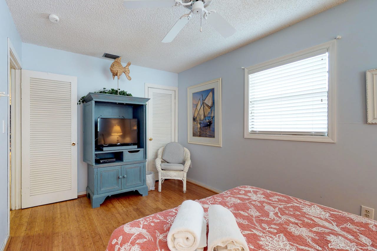 Sandy's Getaway | 3 BD Vacation Rental in Anna Maria, FL ...
