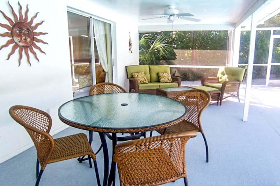 Coconut Tree 3 BD Vacation Rental in Anna Maria, FL Vacasa