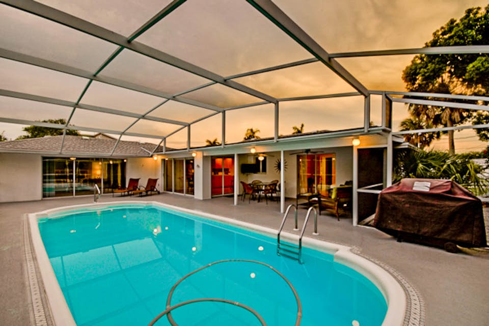 Coconut Tree 3 BD Vacation Rental in Anna Maria, FL Vacasa