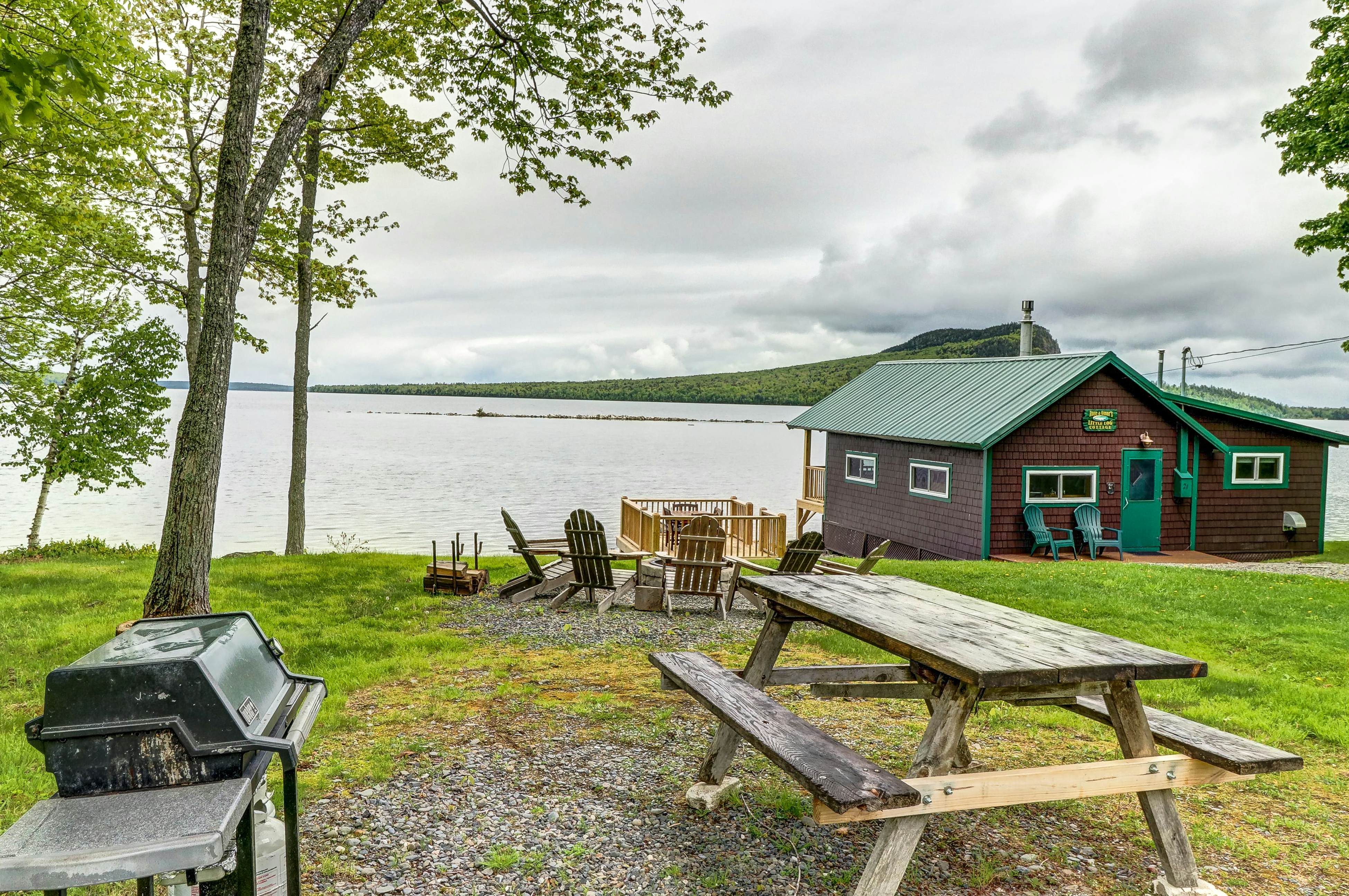 Rockwood Cabin on Moosehead Lake 2 BD Rockwood, ME Vacation Rental Vacasa
