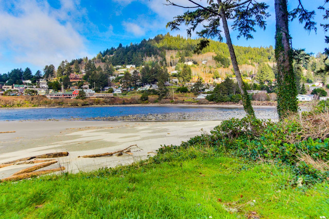 Ocean Cove Tidewater 0 BD Vacation Rental in Yachats, OR Vacasa