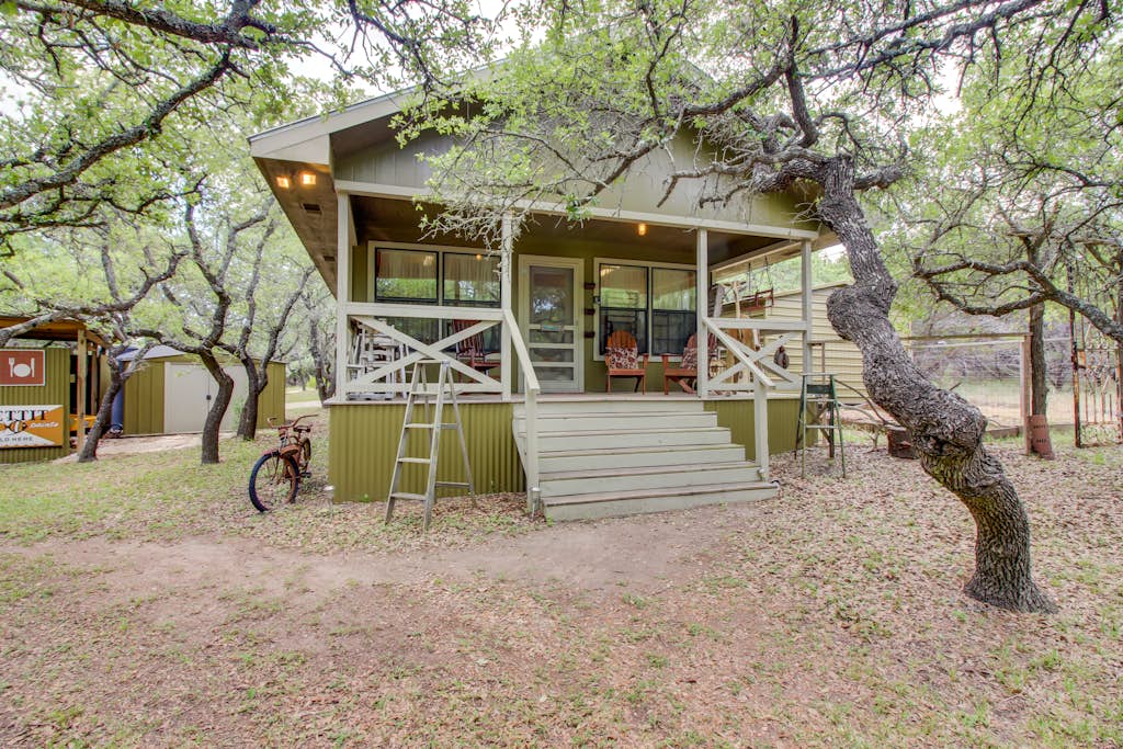 Dripping Springs Vacation Rentals Cabins Vacasa