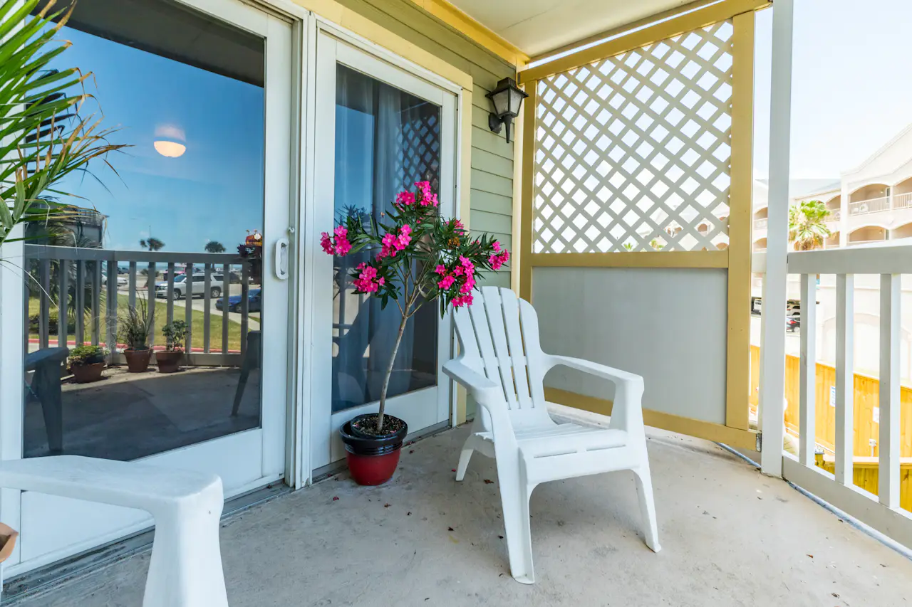 Victorian Condos Victorian Paradise 1 BD Galveston, TX Vacation