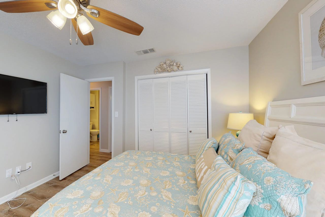 Cotton Bayou 7H | 3 BD Vacation Rental in Orange Beach, AL | Vacasa