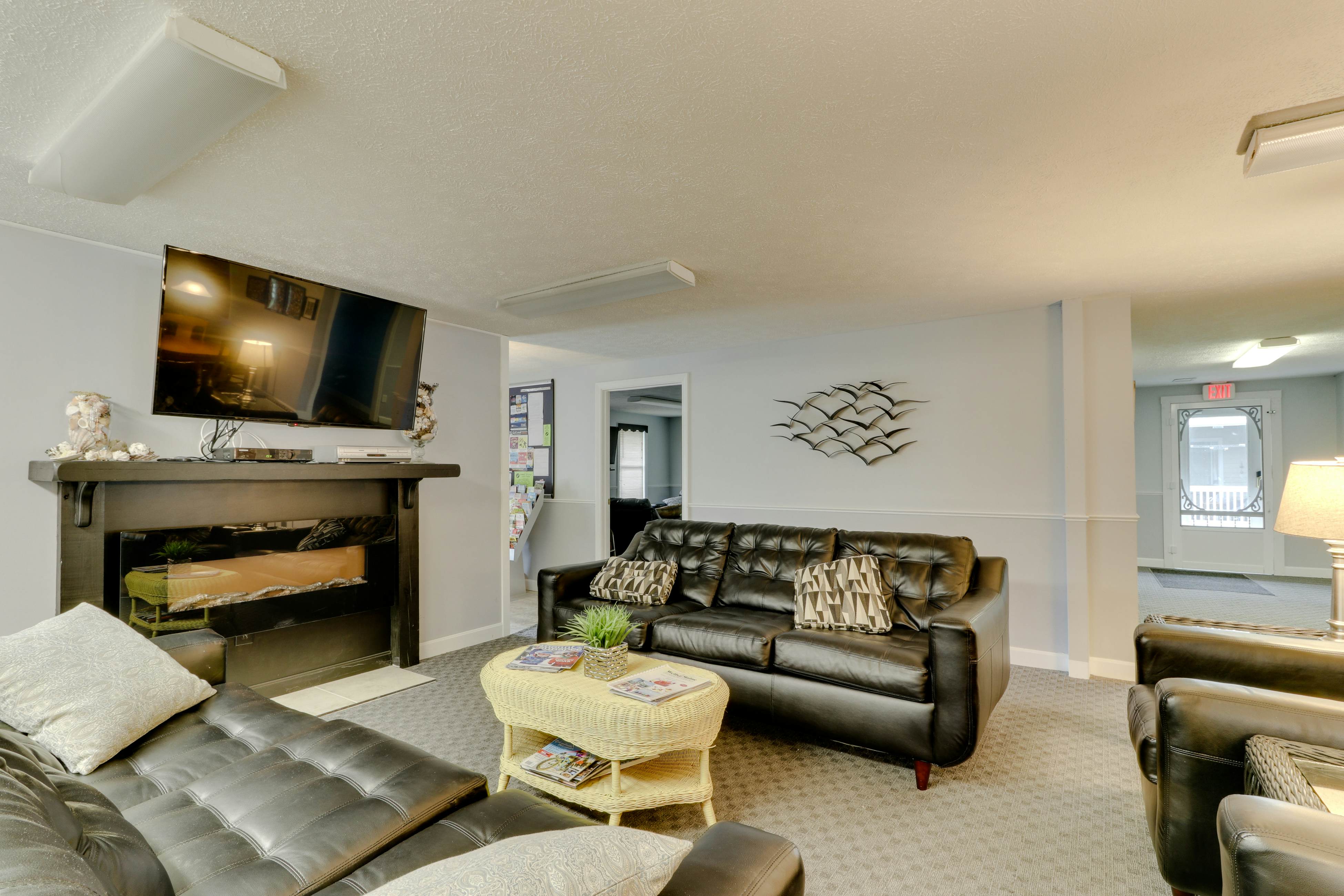 Wellington Manor 126