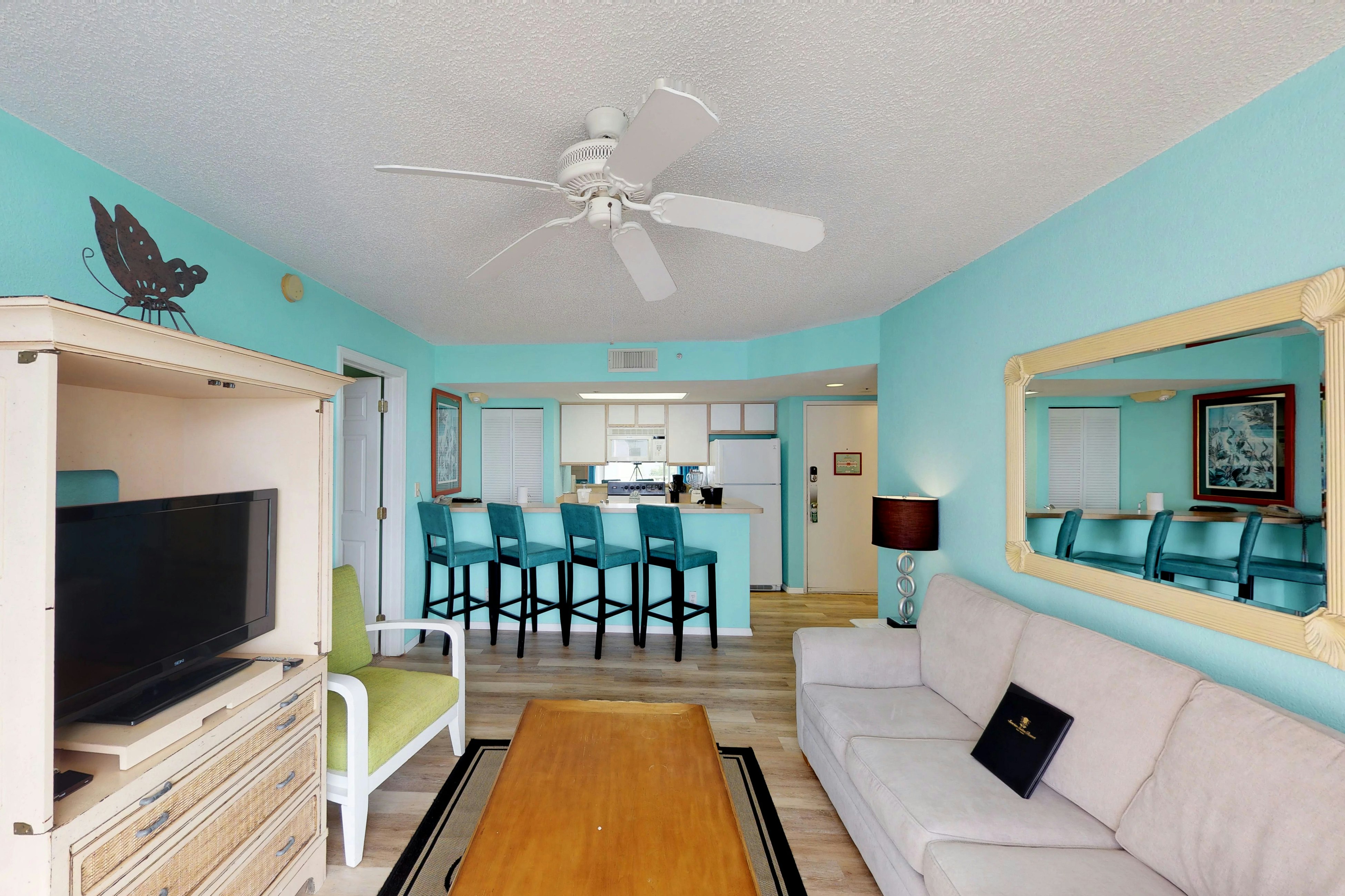 Sunrise Suites - Catalina Suite 311