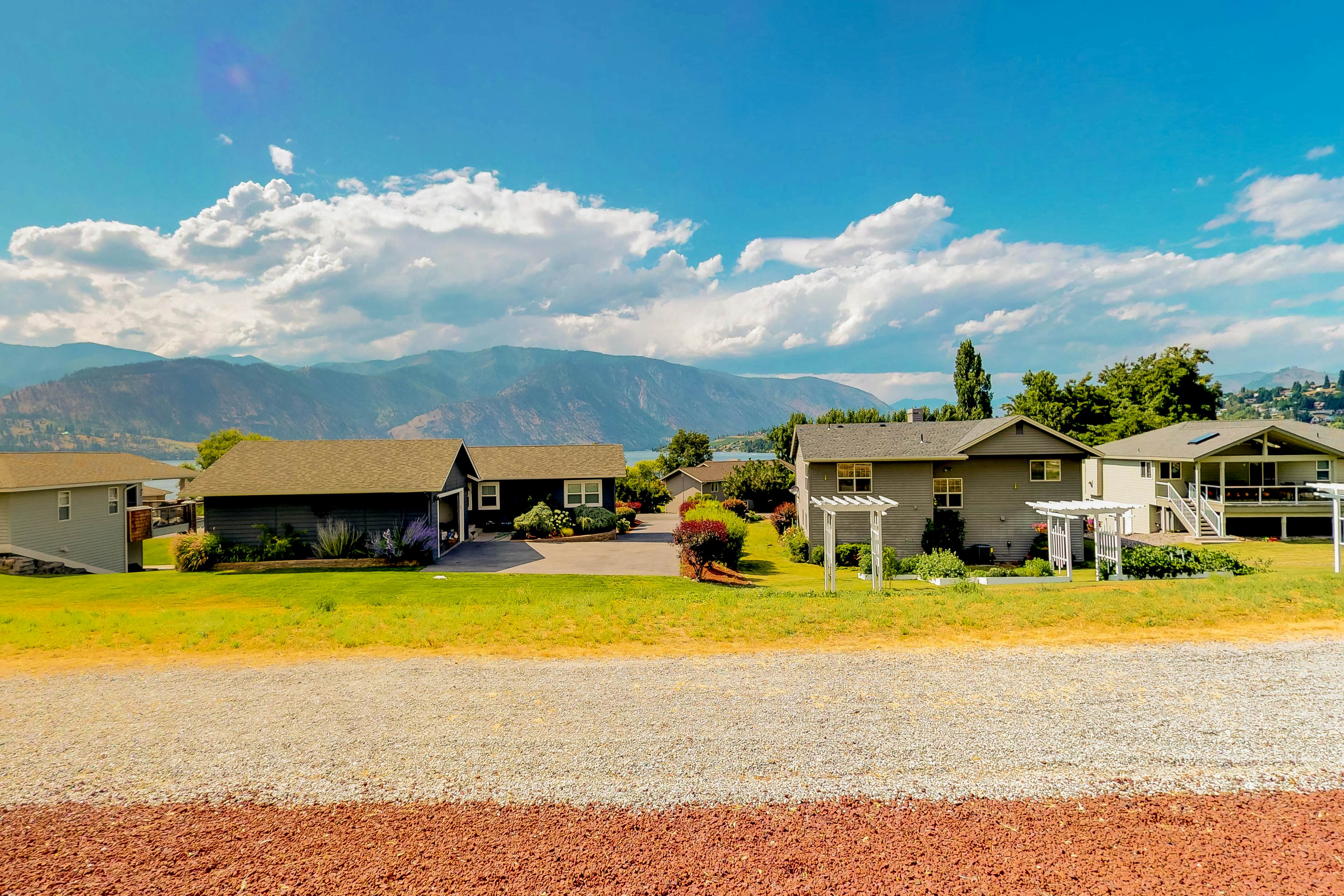 Wapato Point Lakeview 4 BD Manson, WA Vacation Rental Vacasa