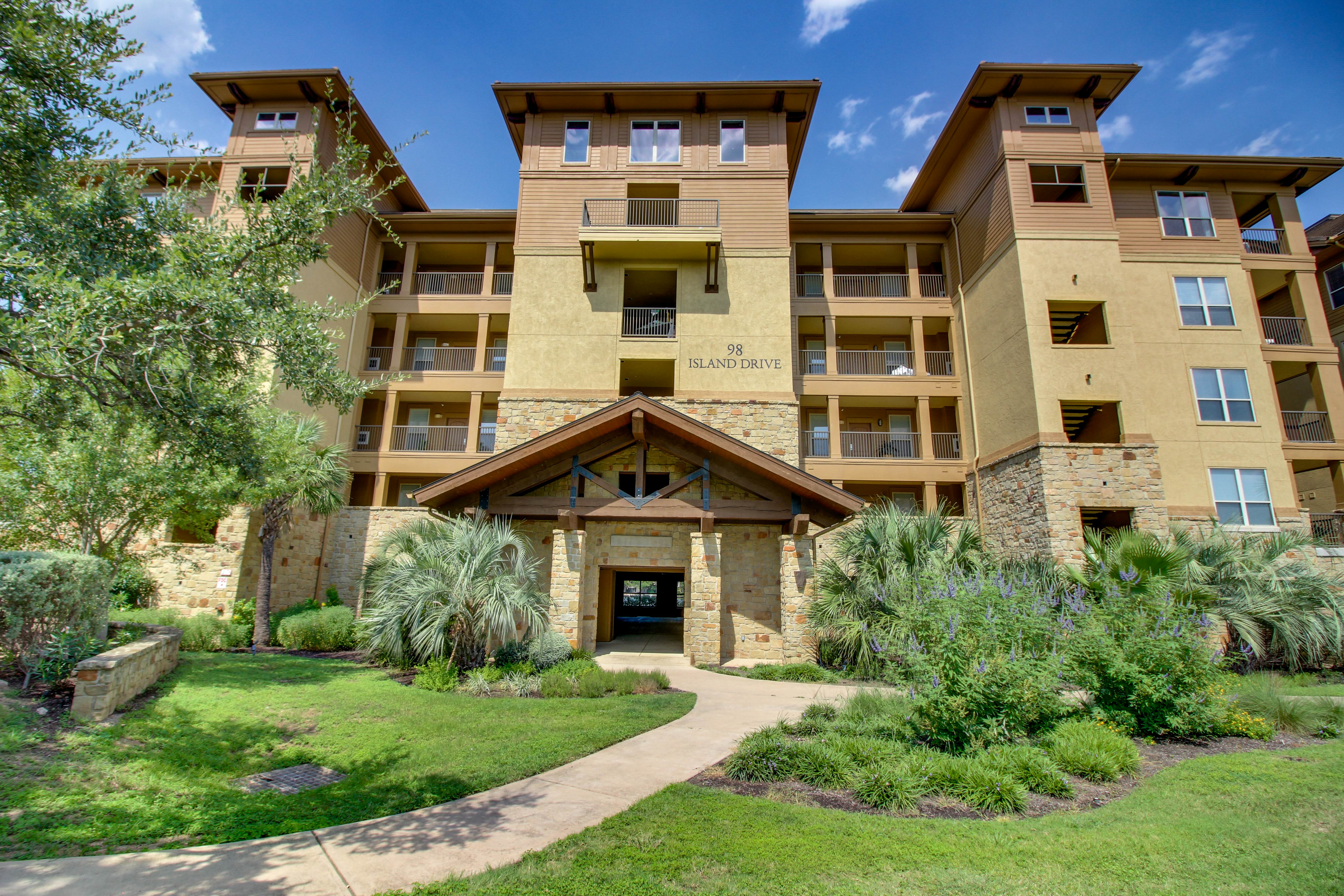 The Waters Condo Building 5 - Patriot's Retreat