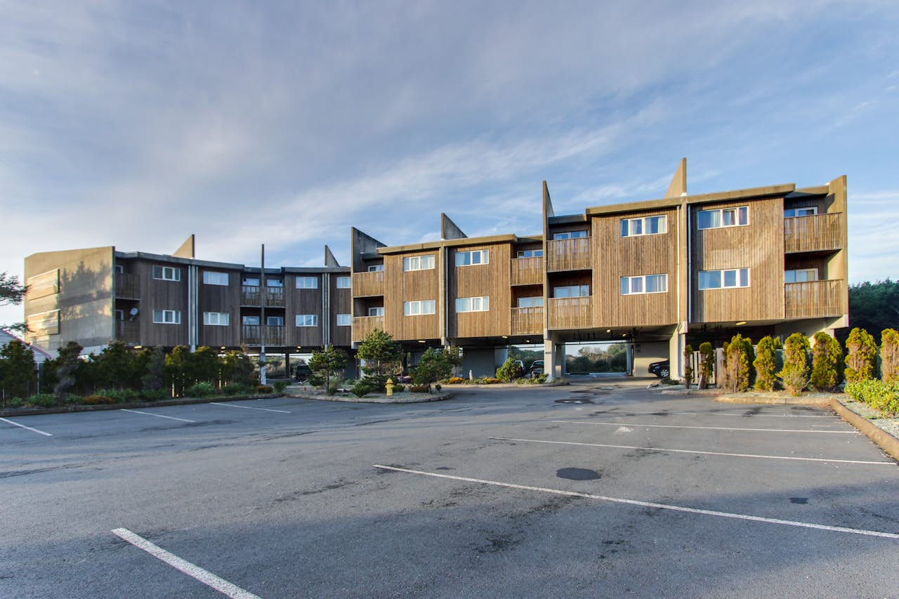 The Brookhaven 104 2 Bd Vacation Rental In Rockaway