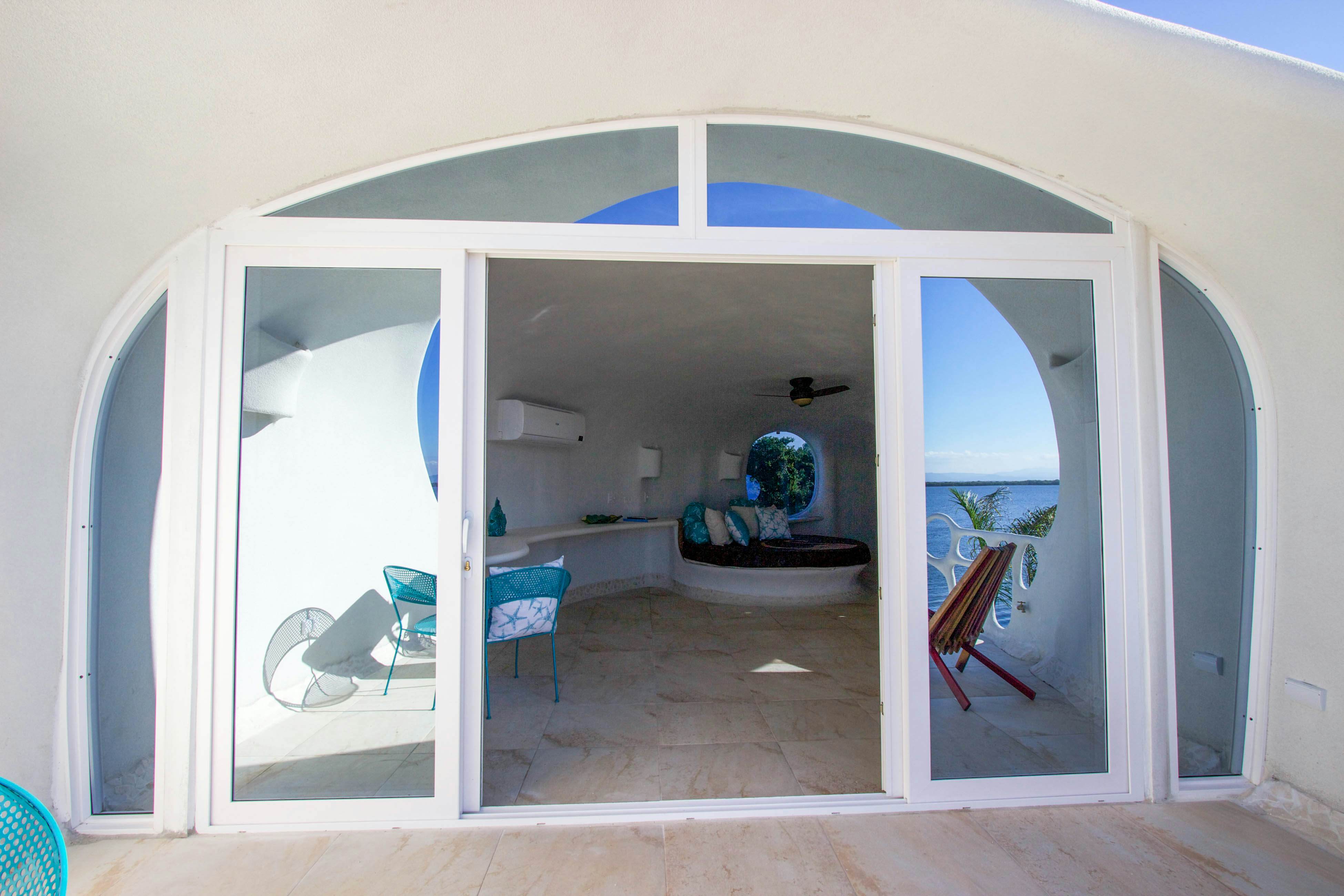 Shark Studio Retreat at Swan Villas - Gold Standard Certified