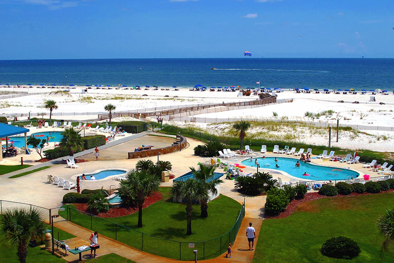 Gulf  Golf A  5 BD Vacation Rental in Gulf Shores AL 