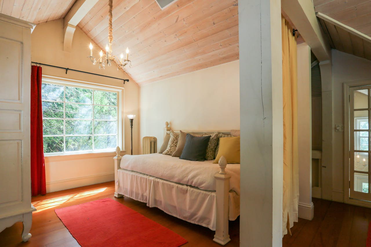 Swedish Stuga Vacation Rental 2 BD Vacation Rental in Rhododendron