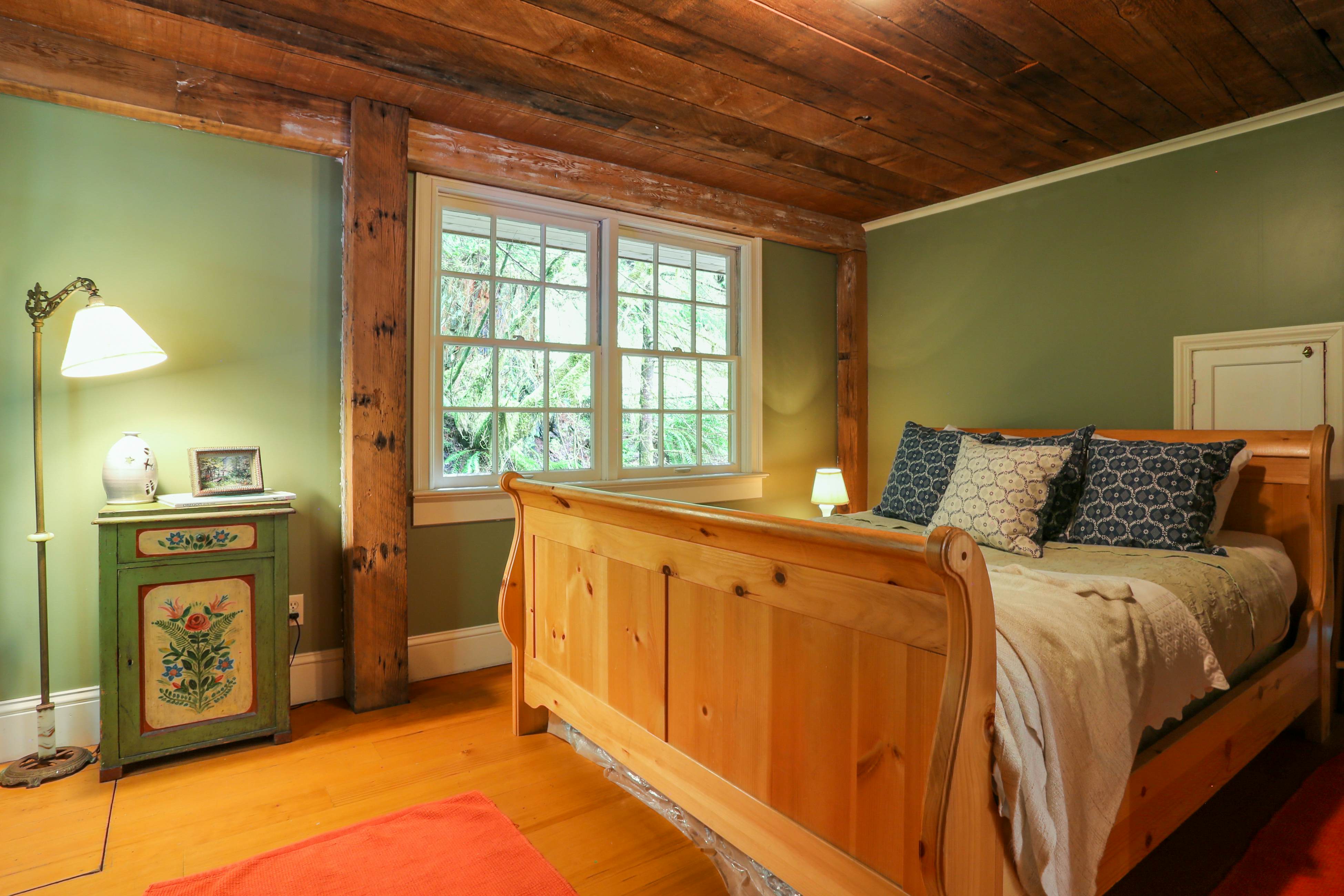 Swedish Stuga Vacation Rental 2 BD Vacation Rental in Rhododendron