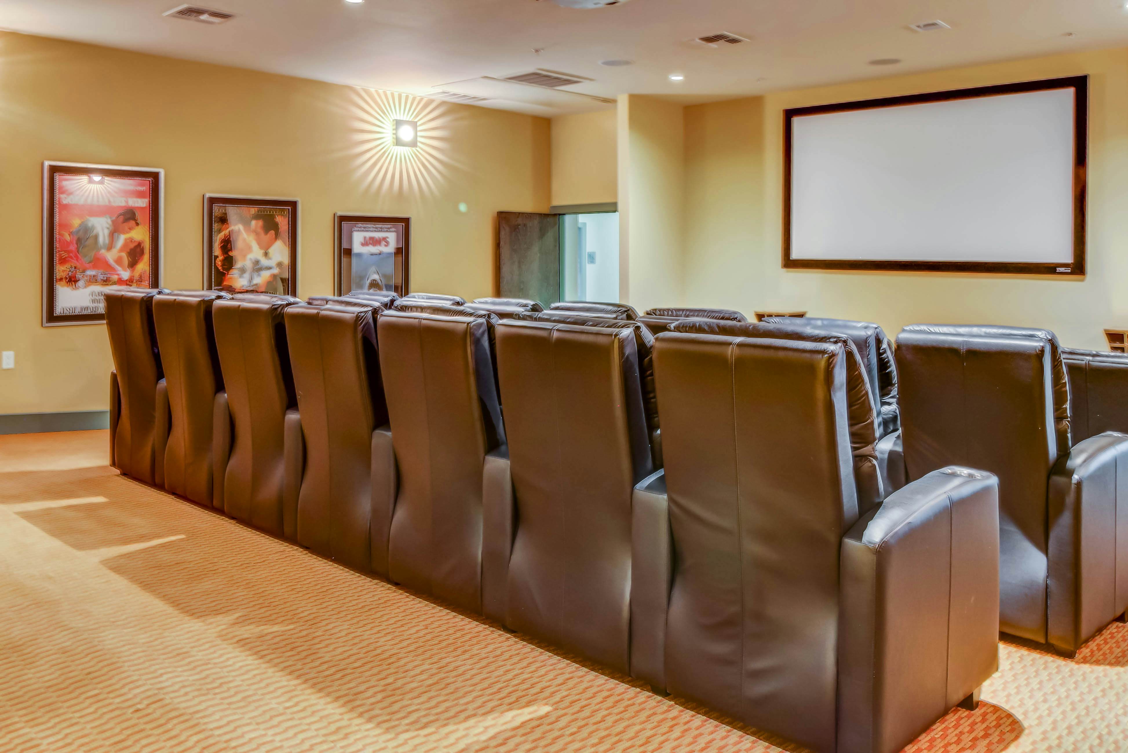 Emerald by the Sea #806