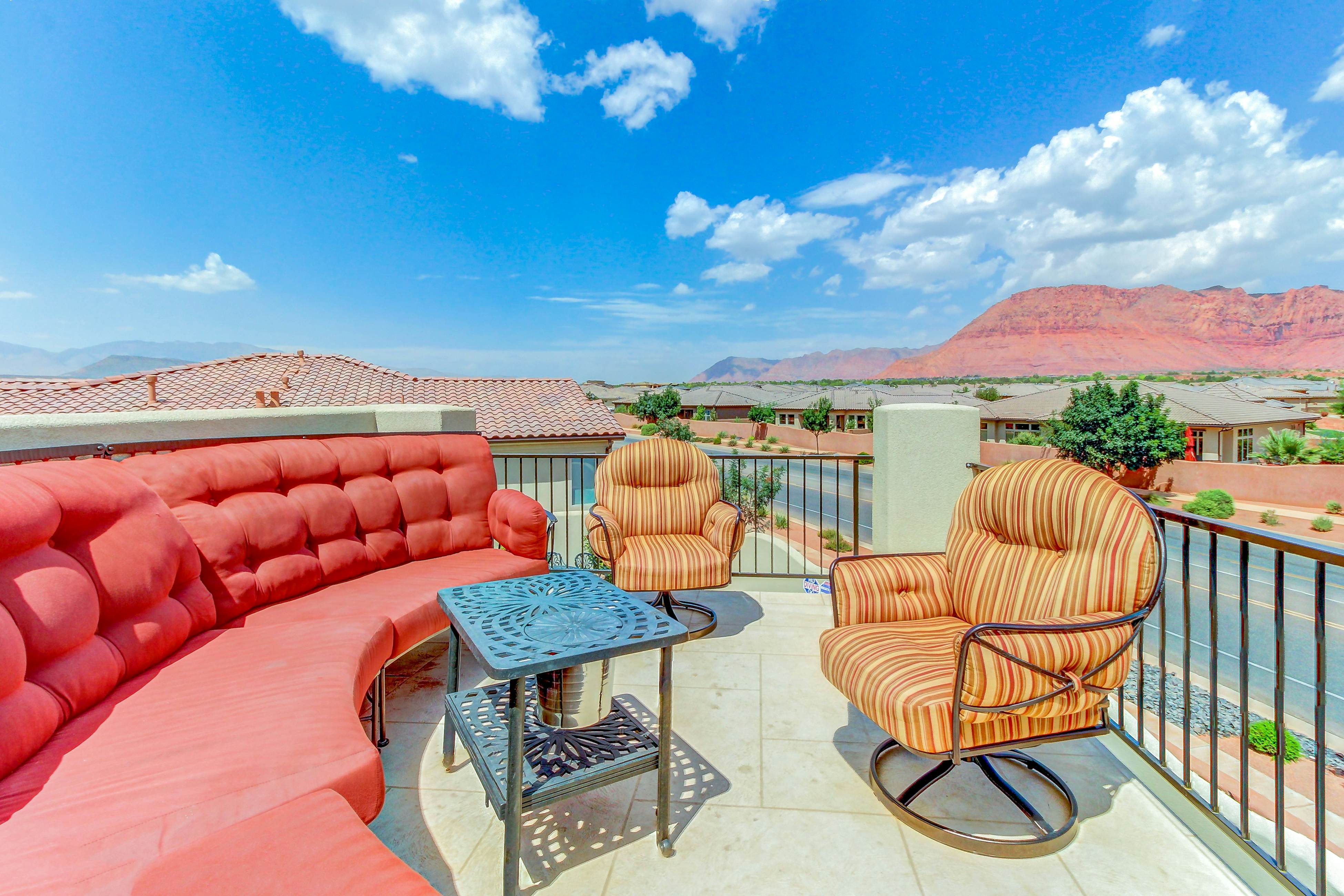 Private Pool Retreat Paradise Village 17 6 BD Vacation Rental in