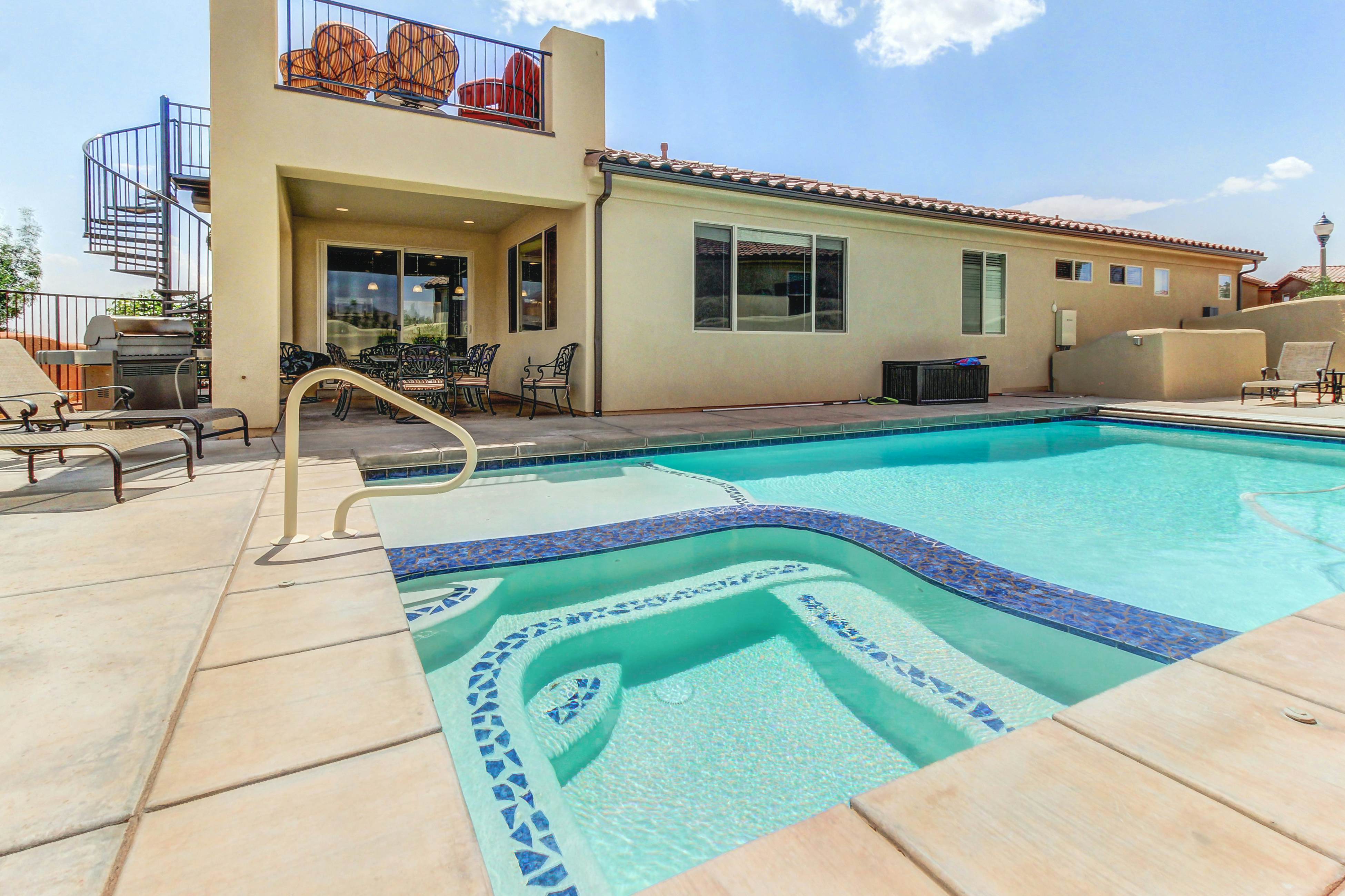 Private Pool Retreat Paradise Village 17 6 BD Vacation Rental in Santa Clara, UT Vacasa