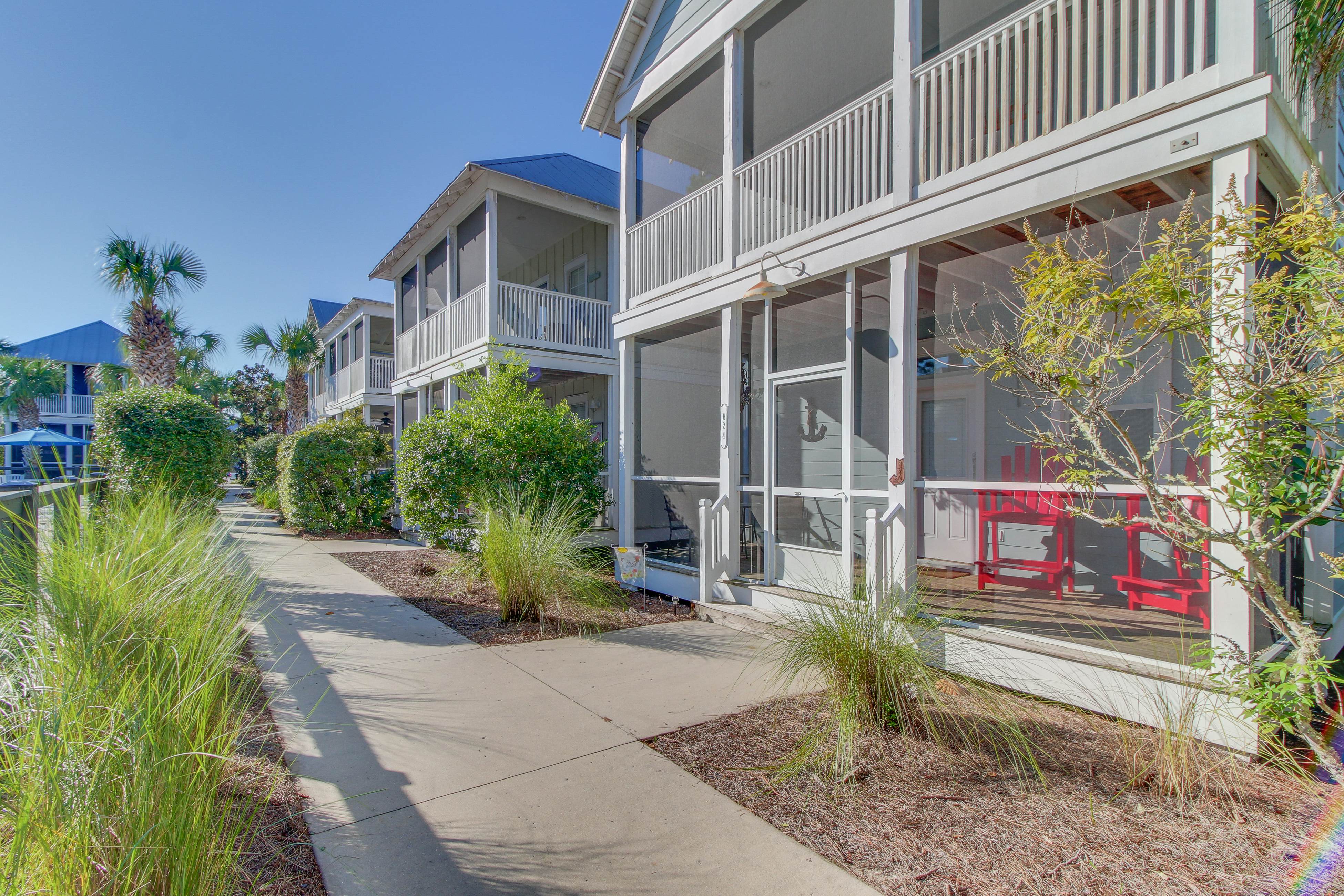 Barefoot Cottages #B24