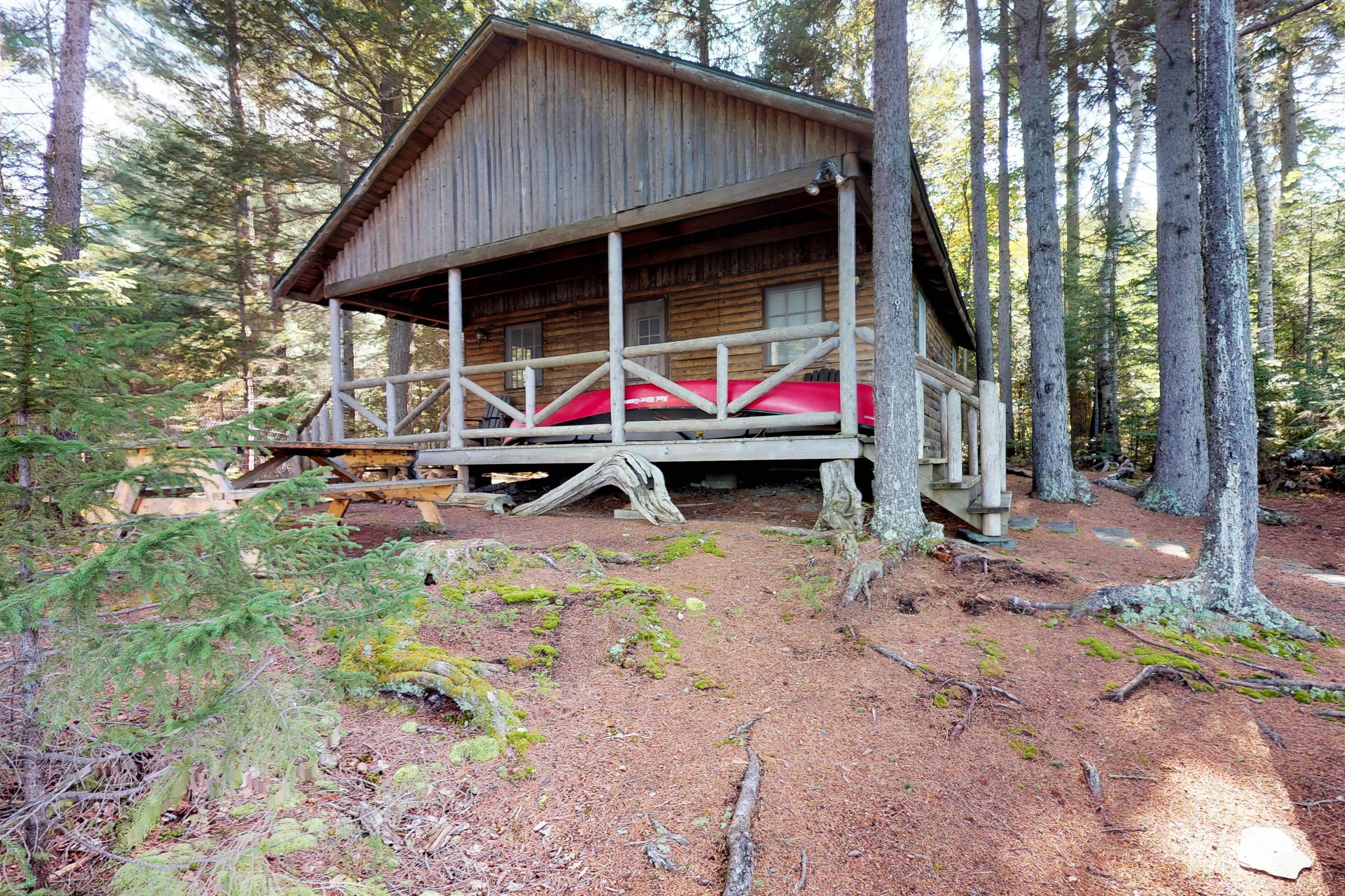 Traditional Maine Cabin