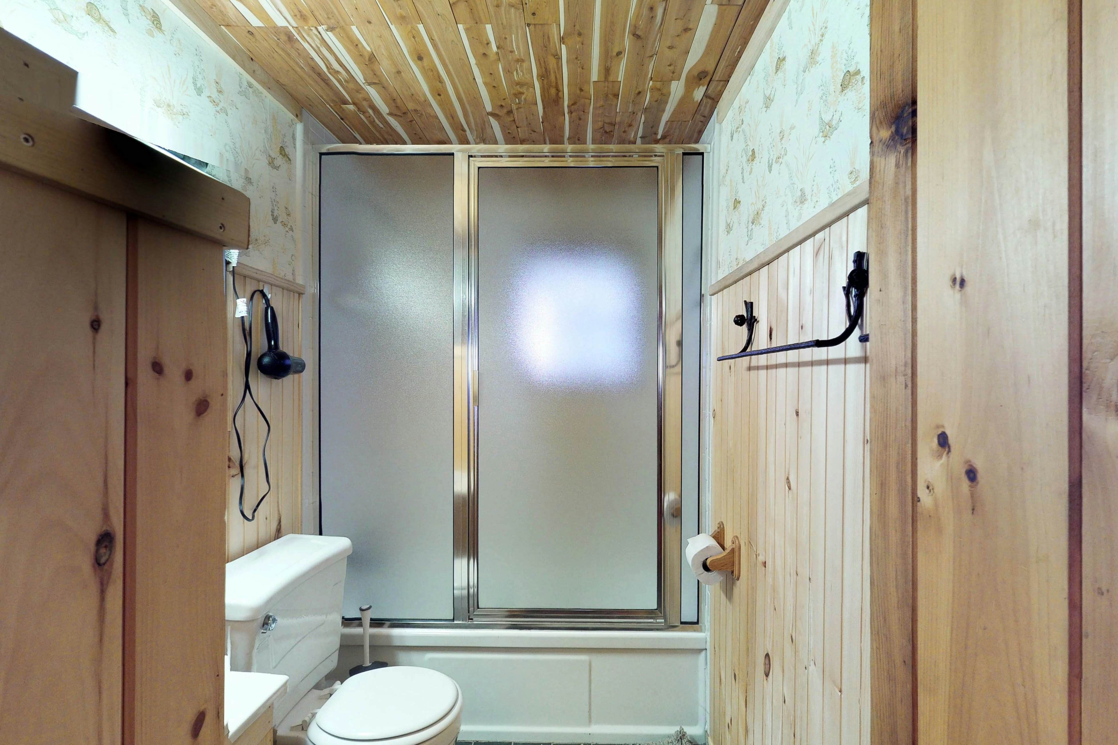 Traditional Maine Cabin