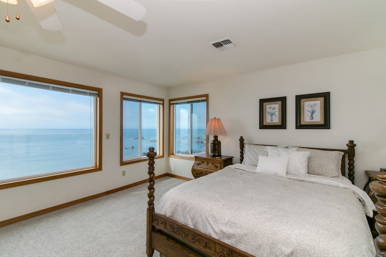 Brookings Oceanfront Estate 4 BD Vacation Rental in Brookings, OR