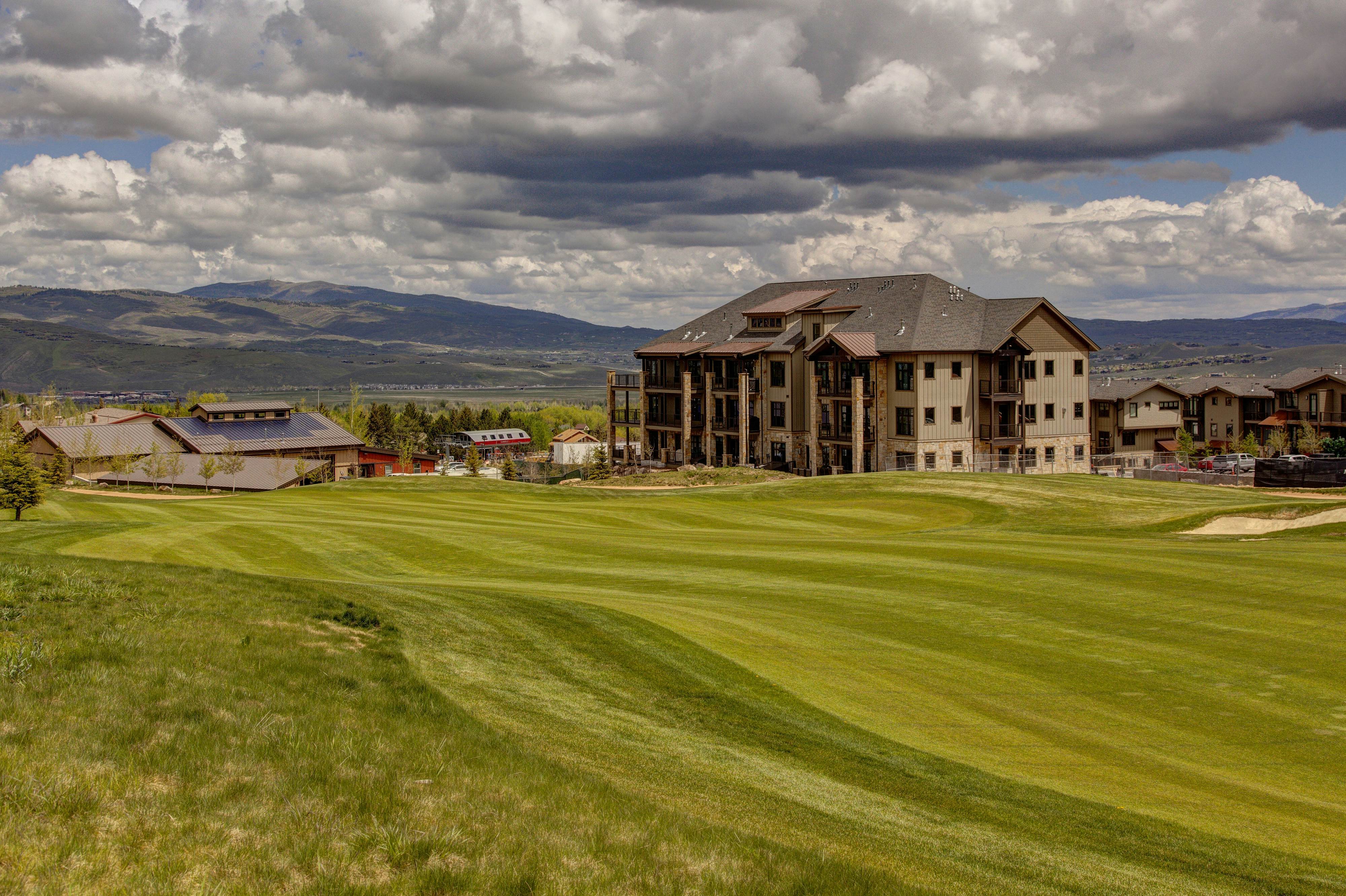 Blackstone Retreat 2-D