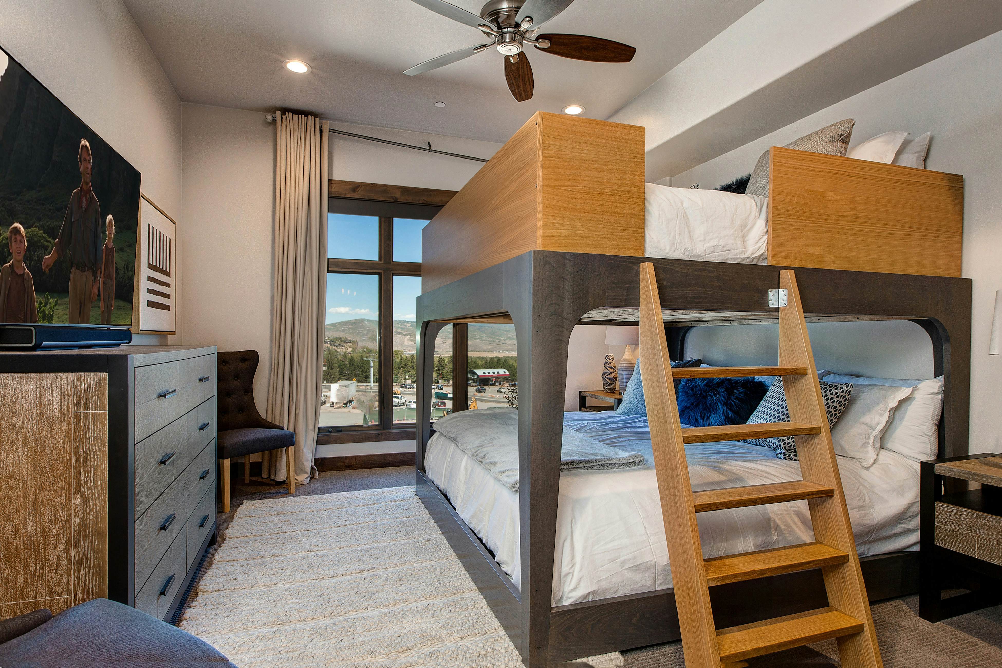 Blackstone Retreat 2-D