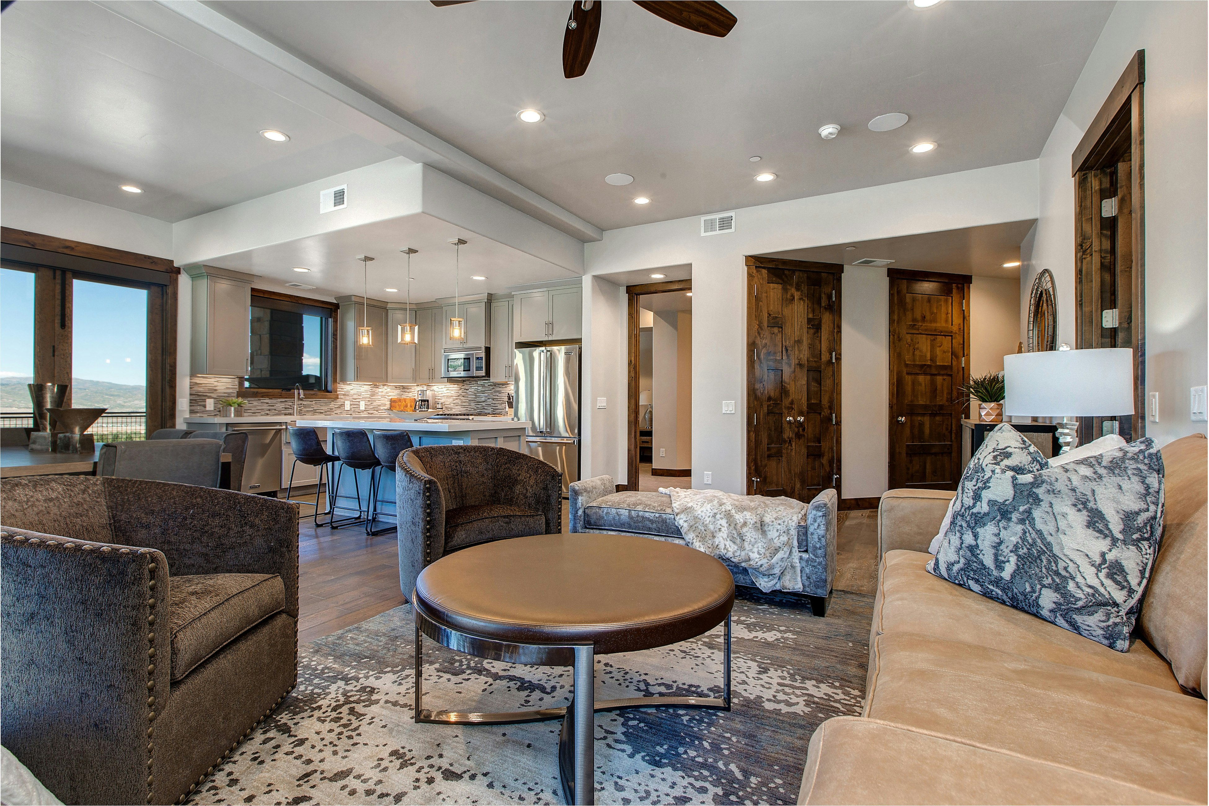 Blackstone Retreat 2-D