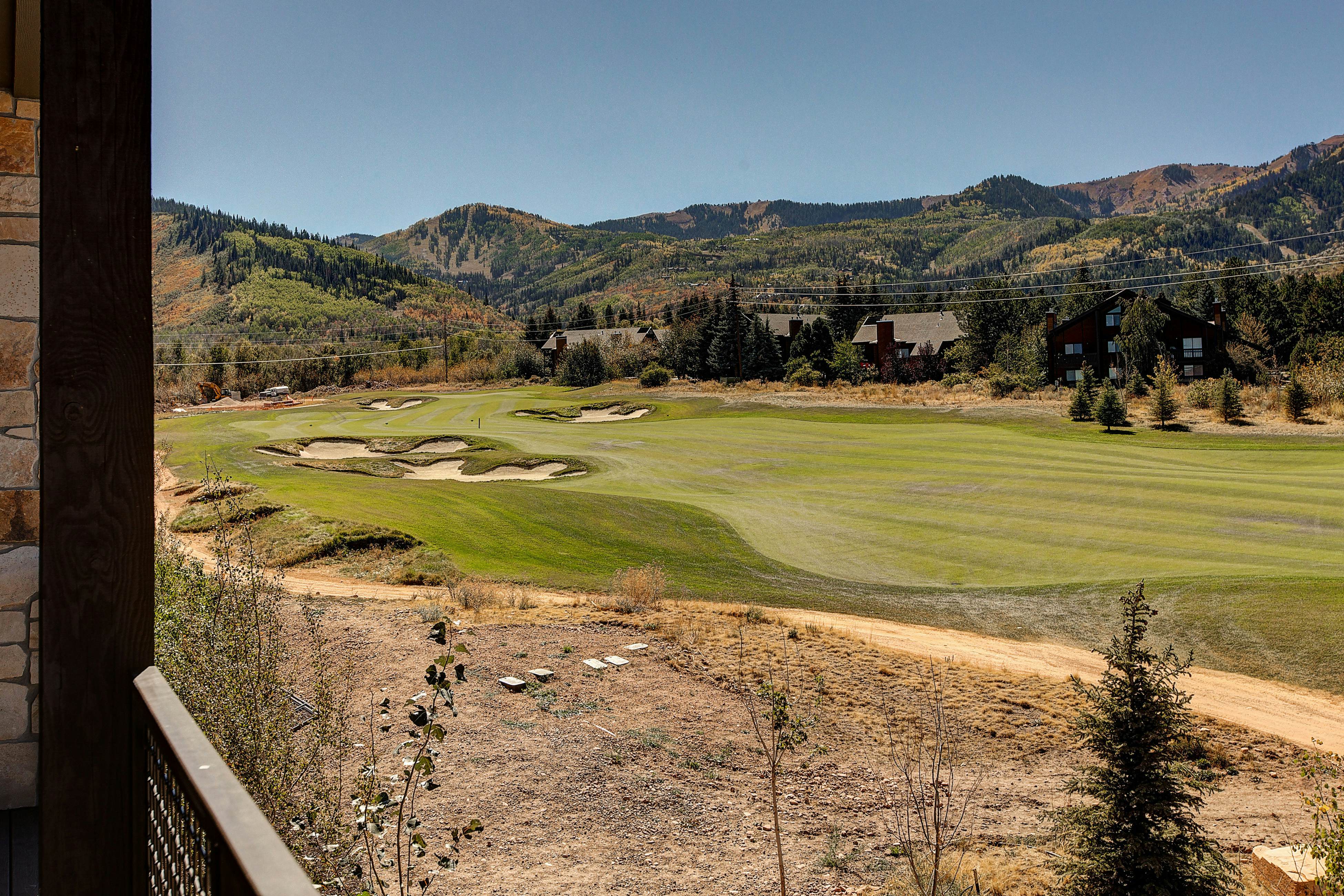 Blackstone Retreat 2-D