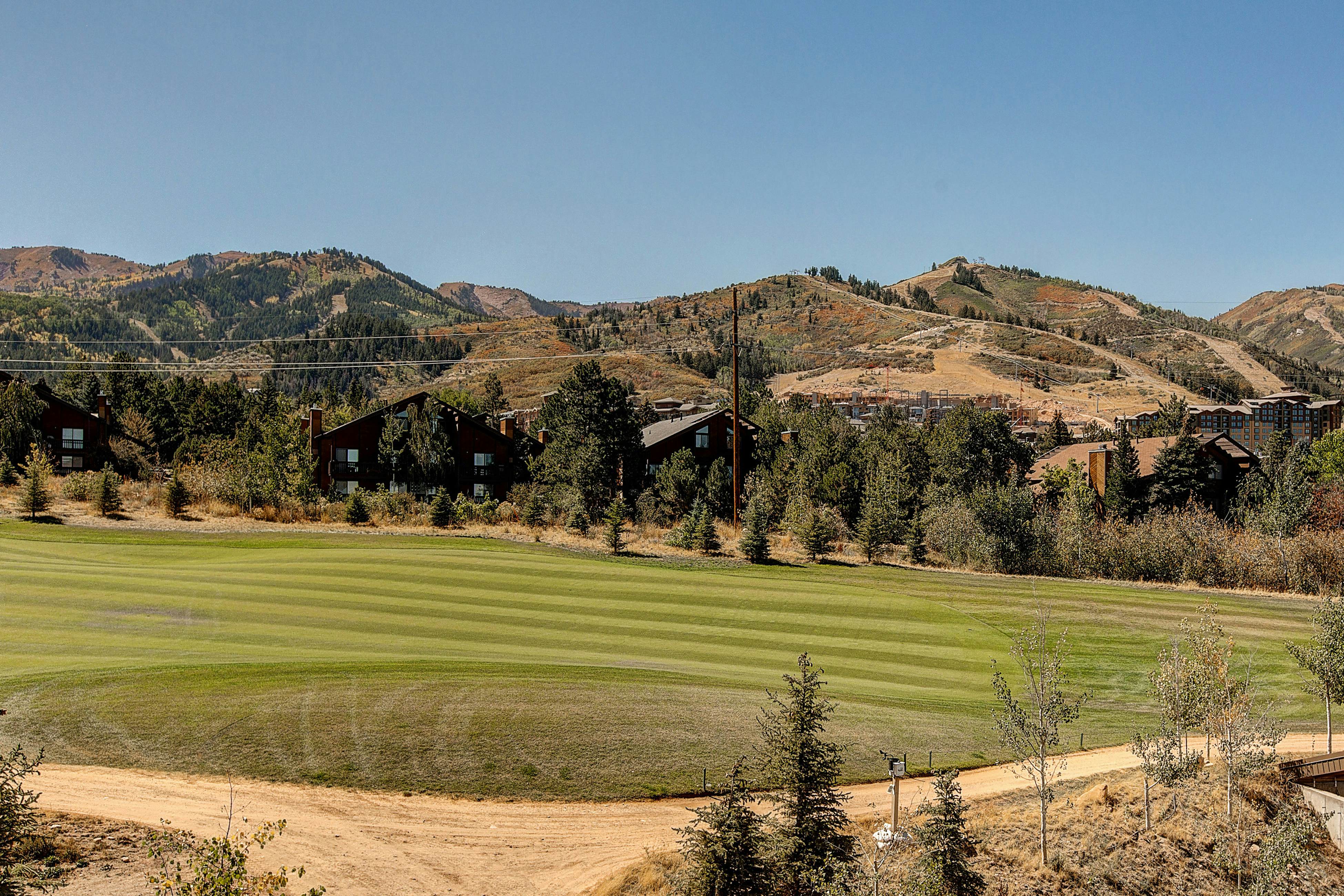 Blackstone Retreat 2-D