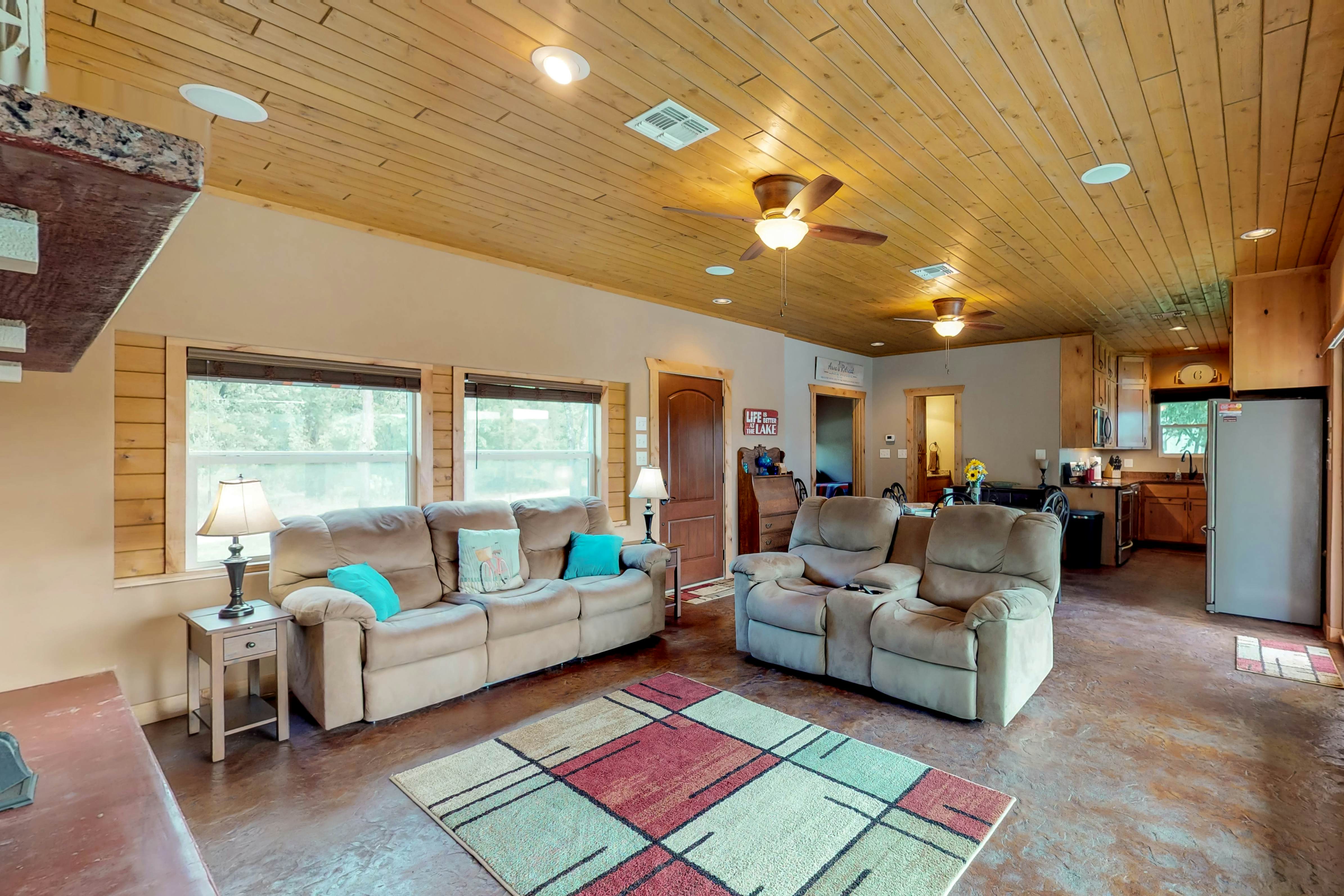 Arva's Retreat 2 BD TX Vacation Rental Vacasa