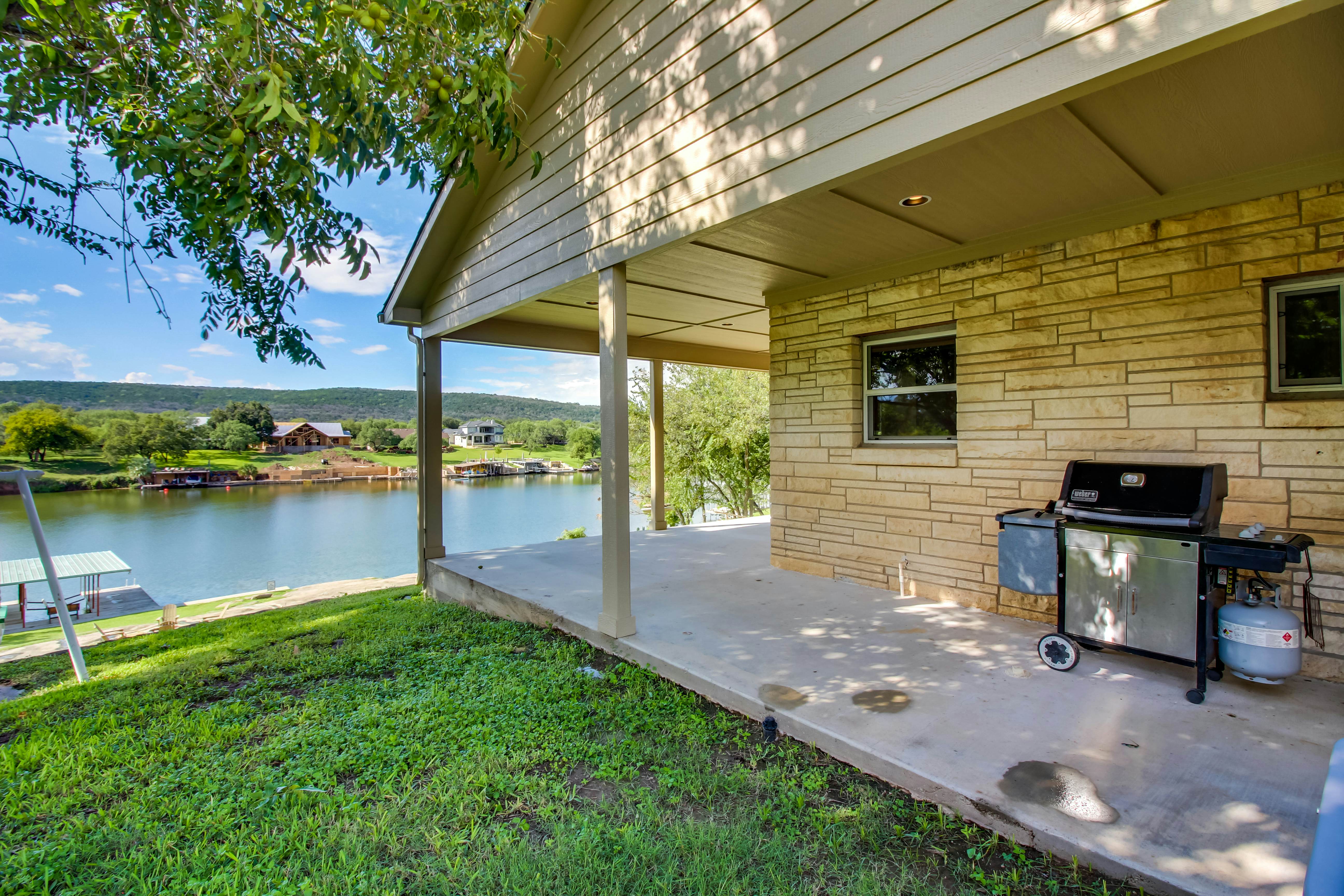 Arva's Retreat 2 BD TX Vacation Rental Vacasa