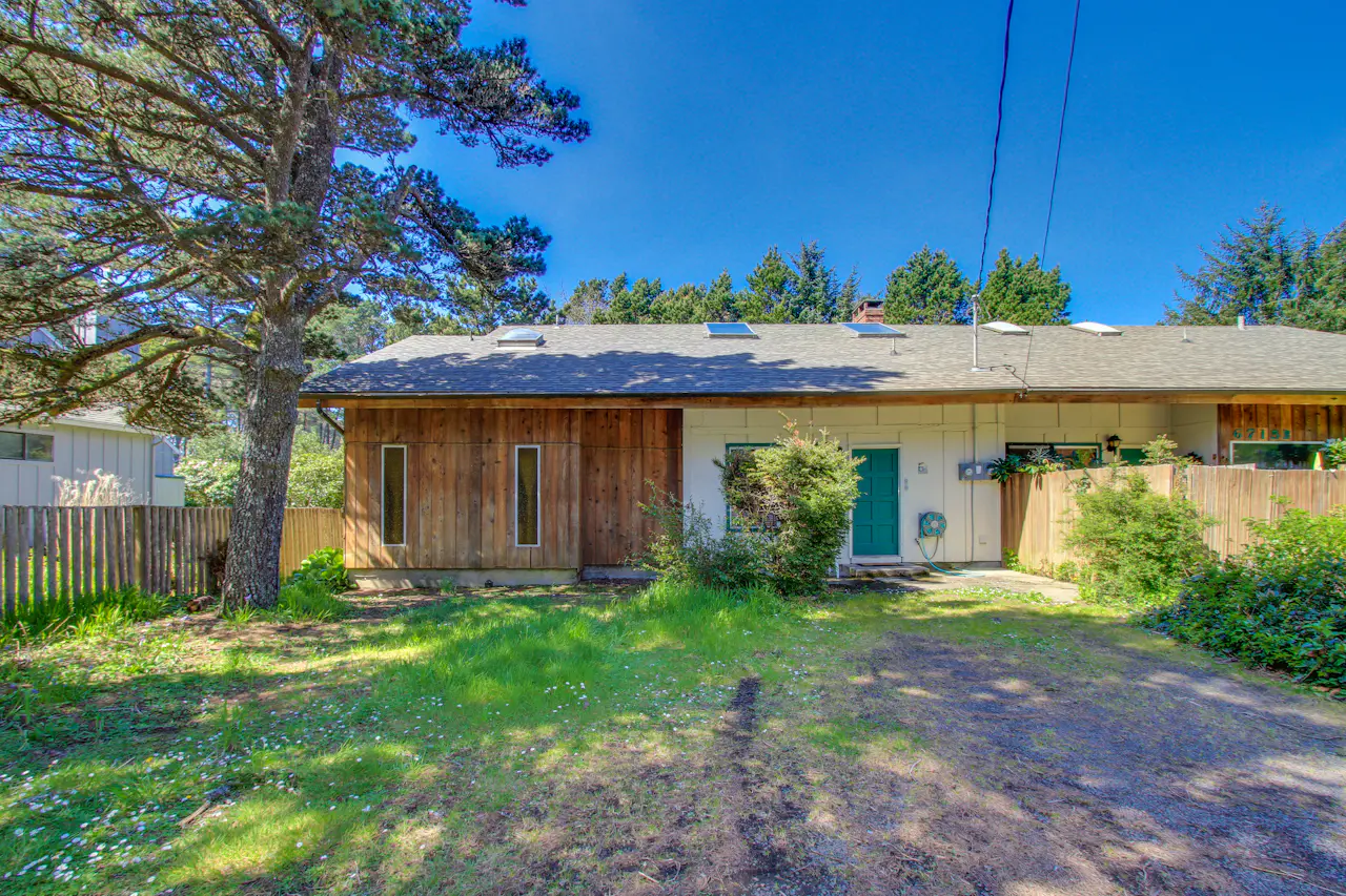 Beachwood 3 BD Vacation Rental in Gleneden Beach, OR Vacasa