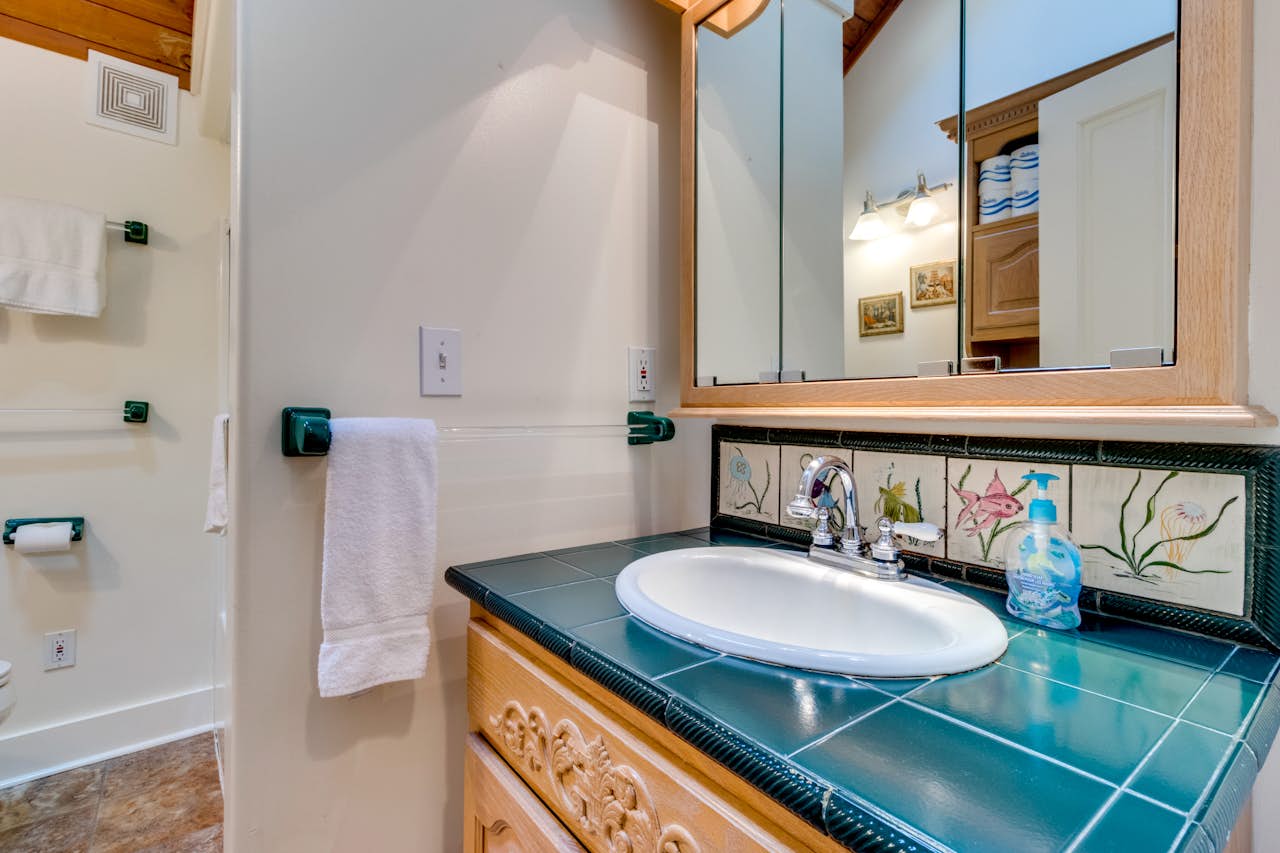 Berni's Ocean View Castle The Potter's Wheel 2 BD Vacation Rental