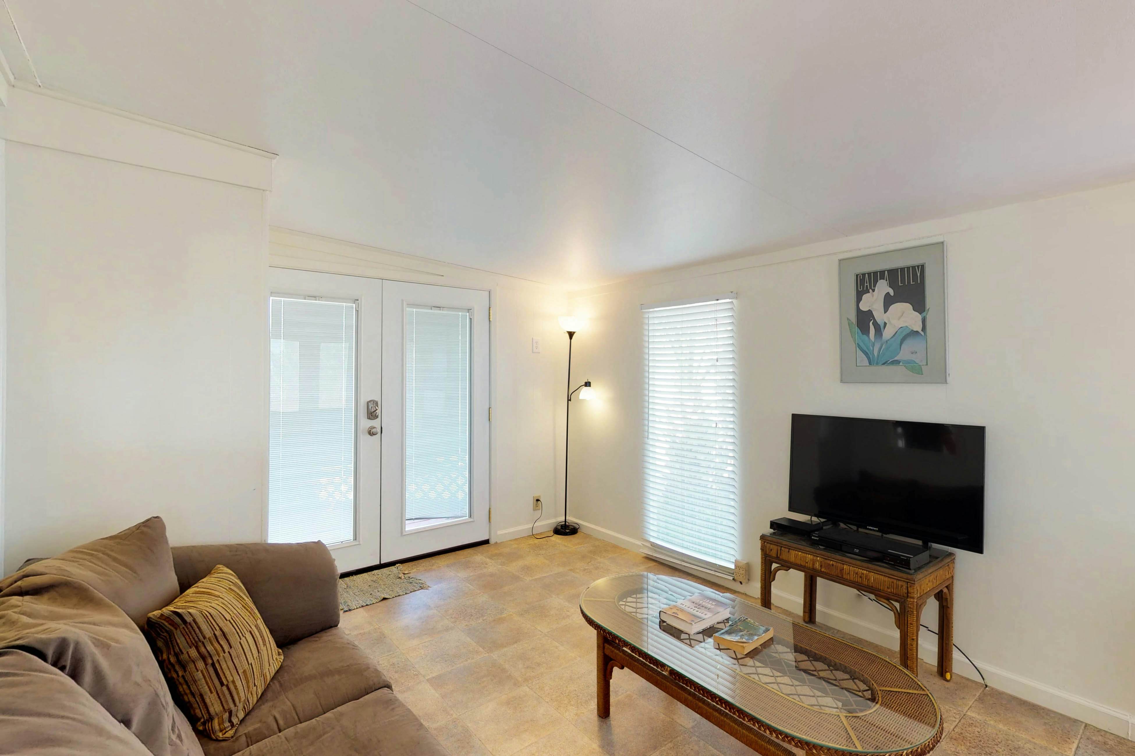 Long Island Village 621 Sand Dollar