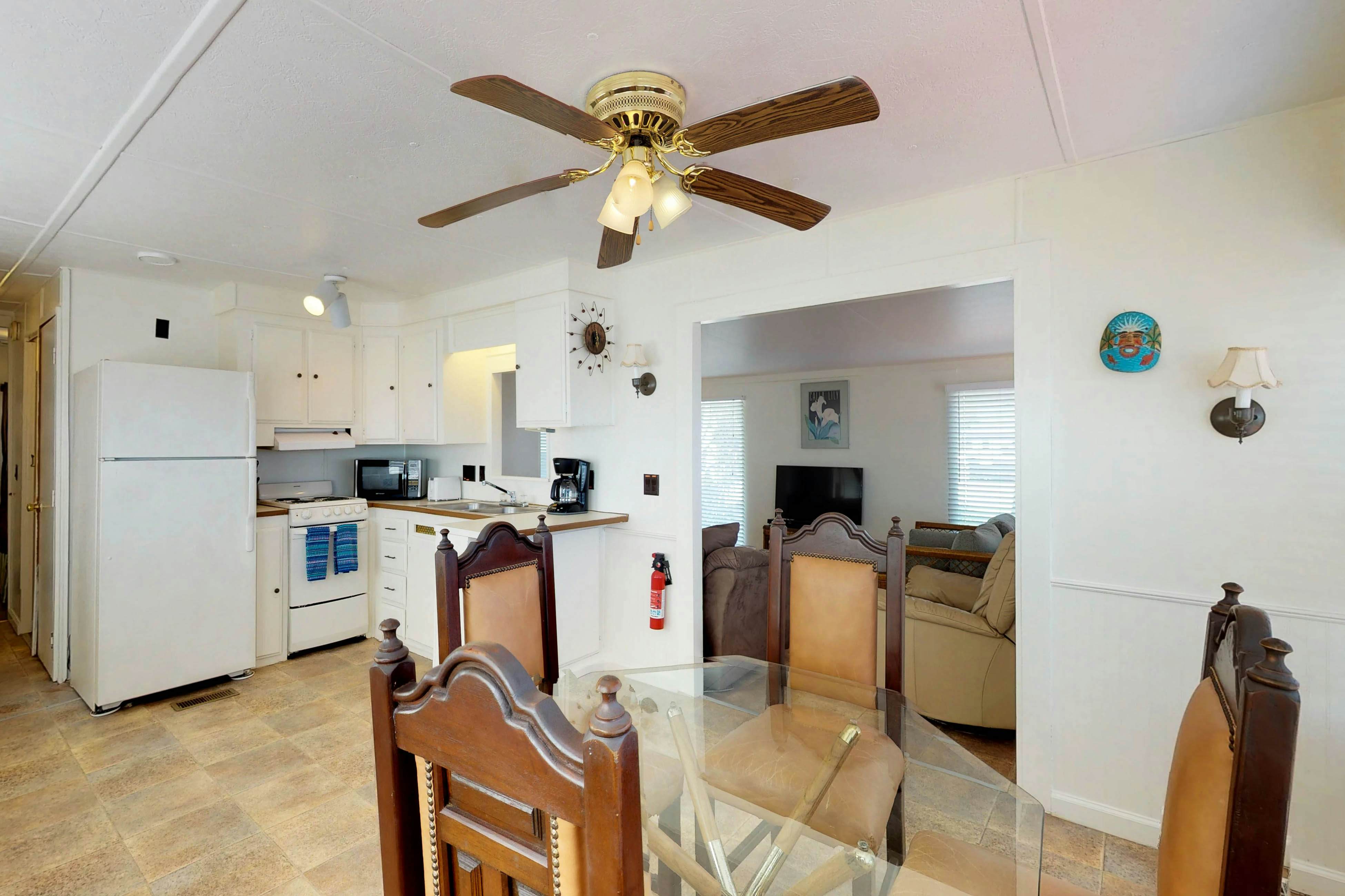 Long Island Village 621 Sand Dollar