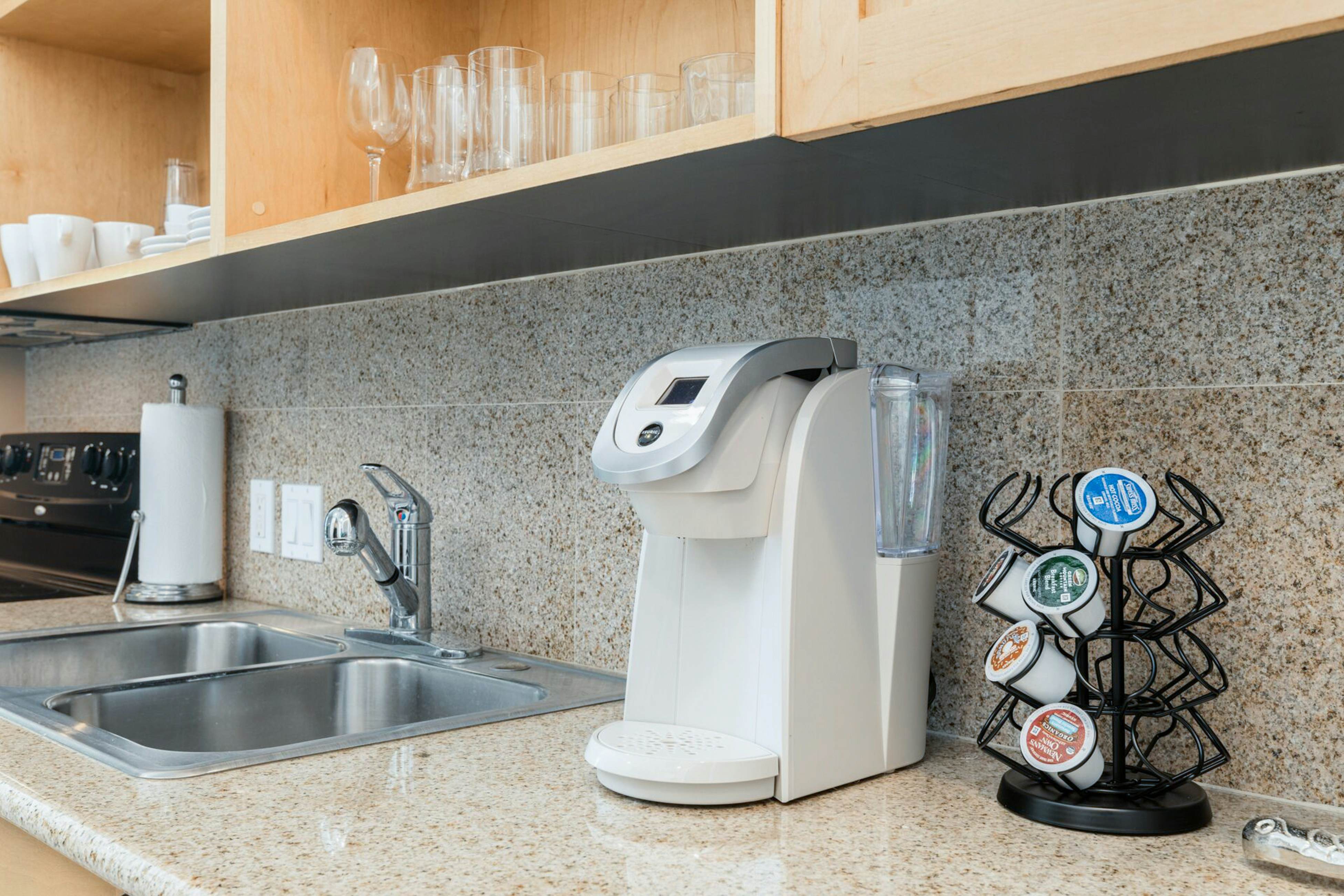 Emerald By The Sea #603