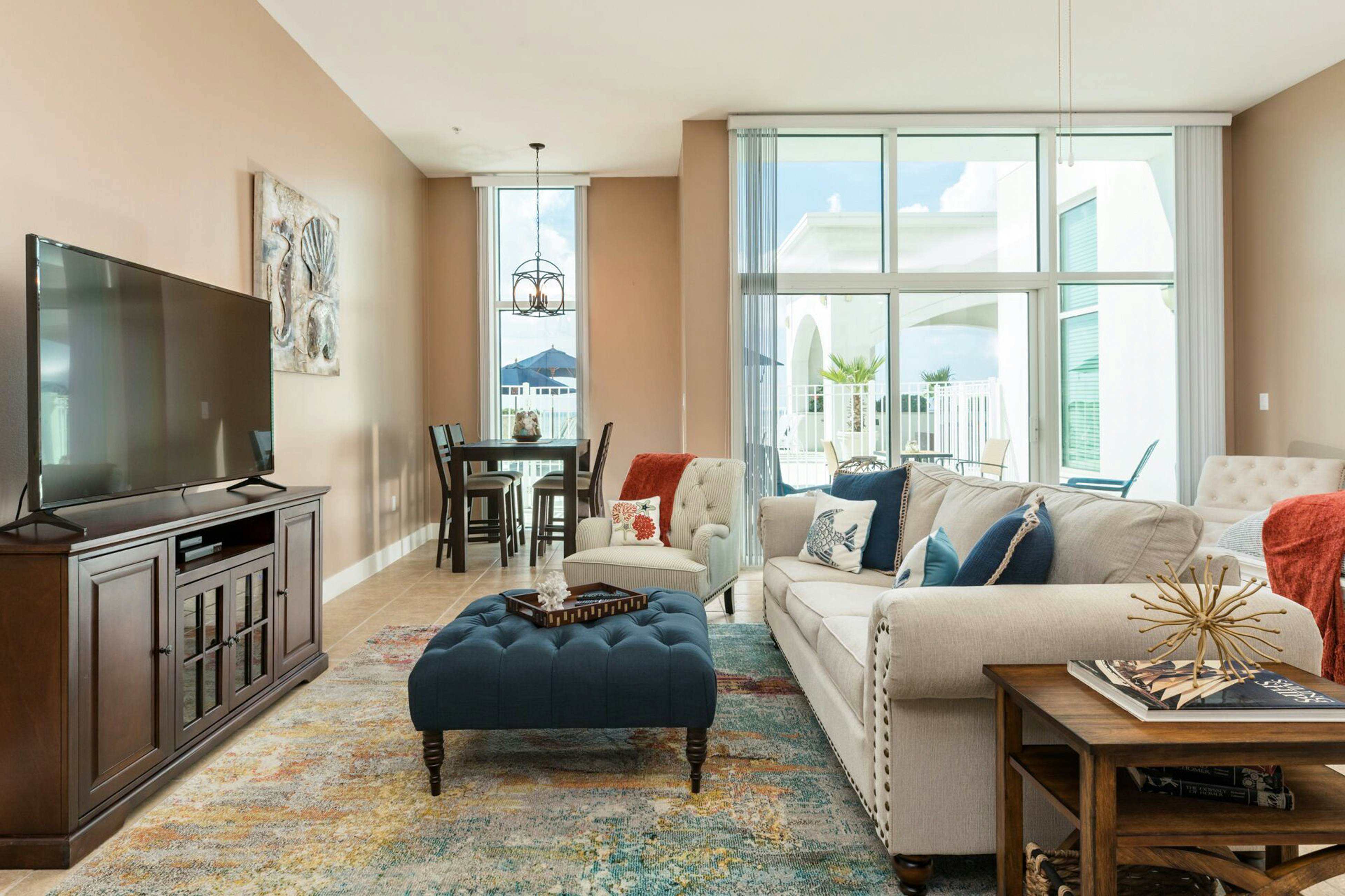 Emerald By The Sea #603