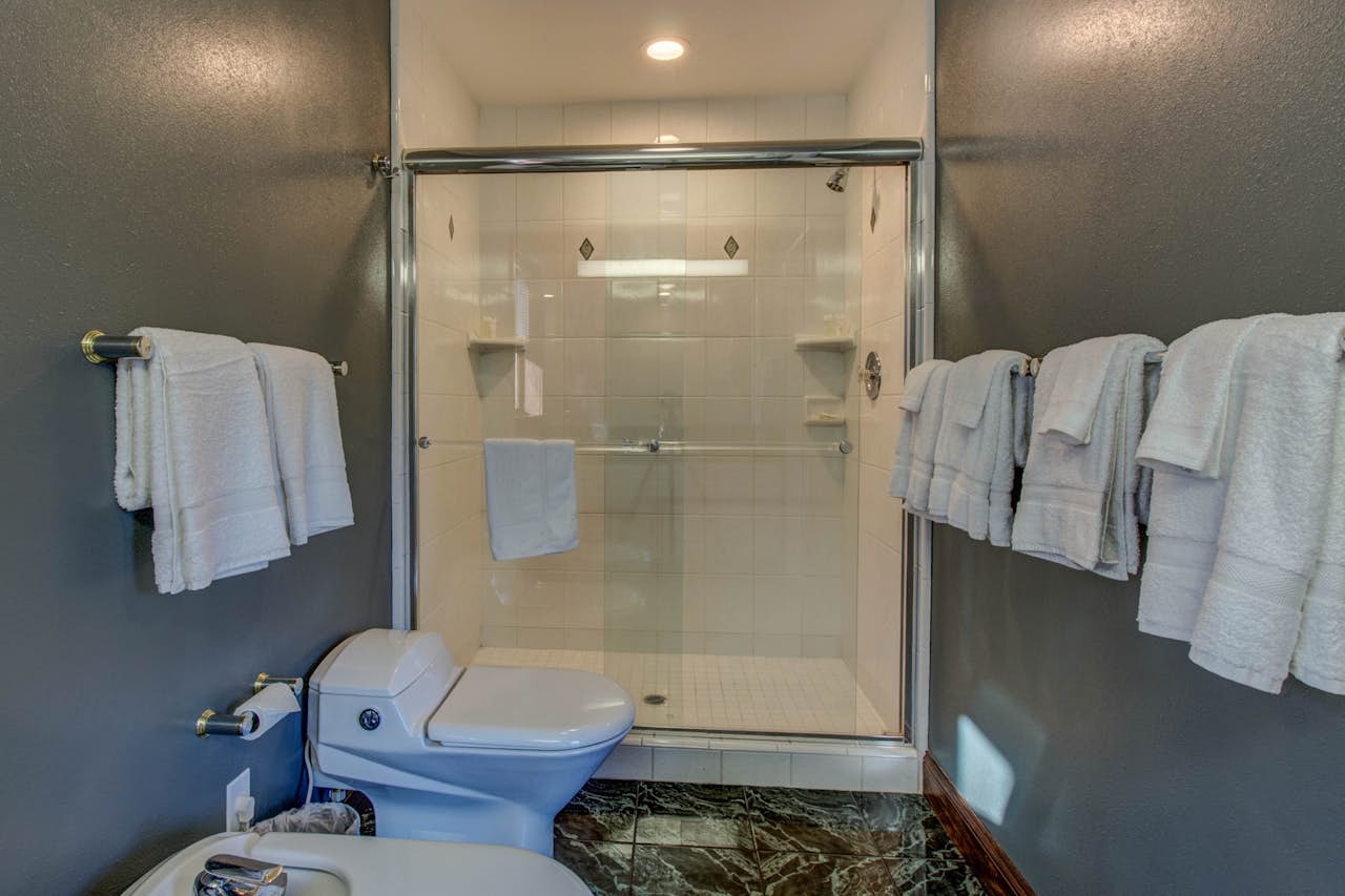 Fort Bragg Family Night's Rest 5 BD Vacation Rental in Fort Bragg, CA Vacasa