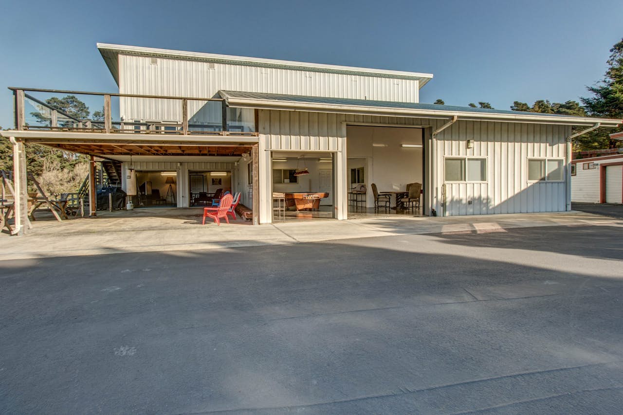 Fort Bragg Family Night's Rest 5 BD Vacation Rental in Fort Bragg, CA