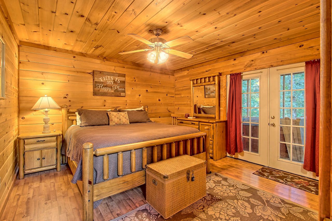 Buckhorn Cabin 2 BD Vacation Rental in Sautee Nacoochee, GA Vacasa