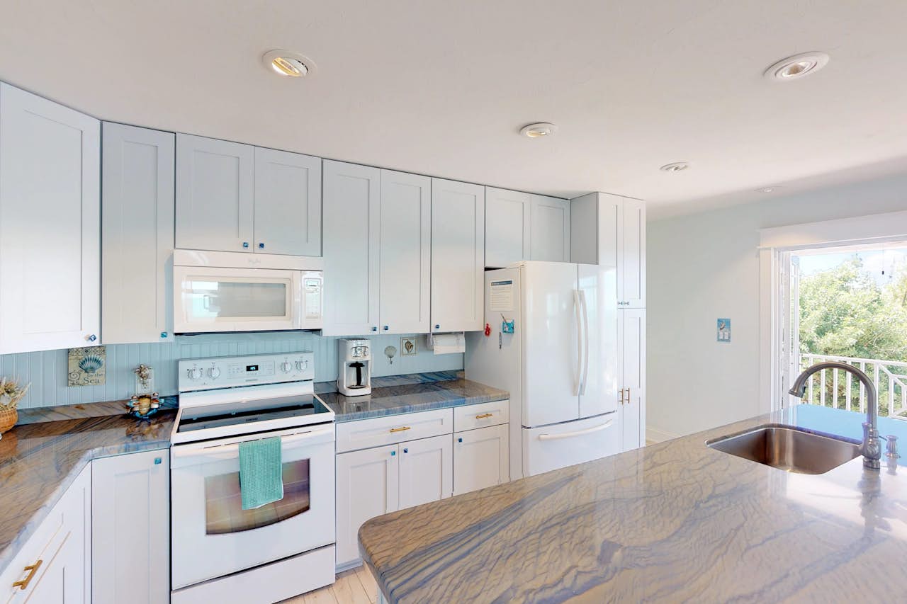 Marathon Waterfront Recreational Paradise 4 BD Vacation Rental in