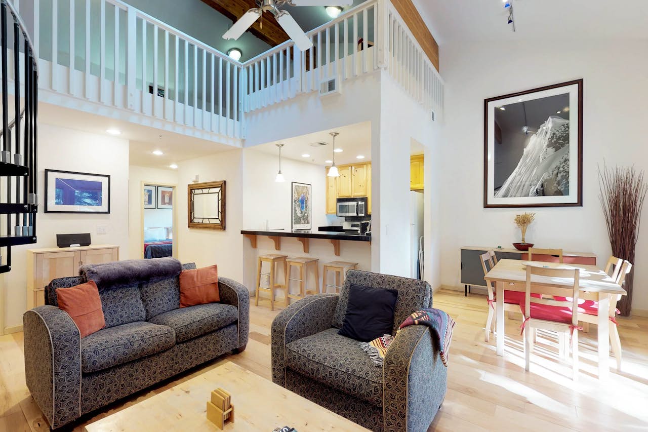 Squaw Valley Ski Flat 56 3 BD Vacation Rental in Squaw Valley, CA Vacasa