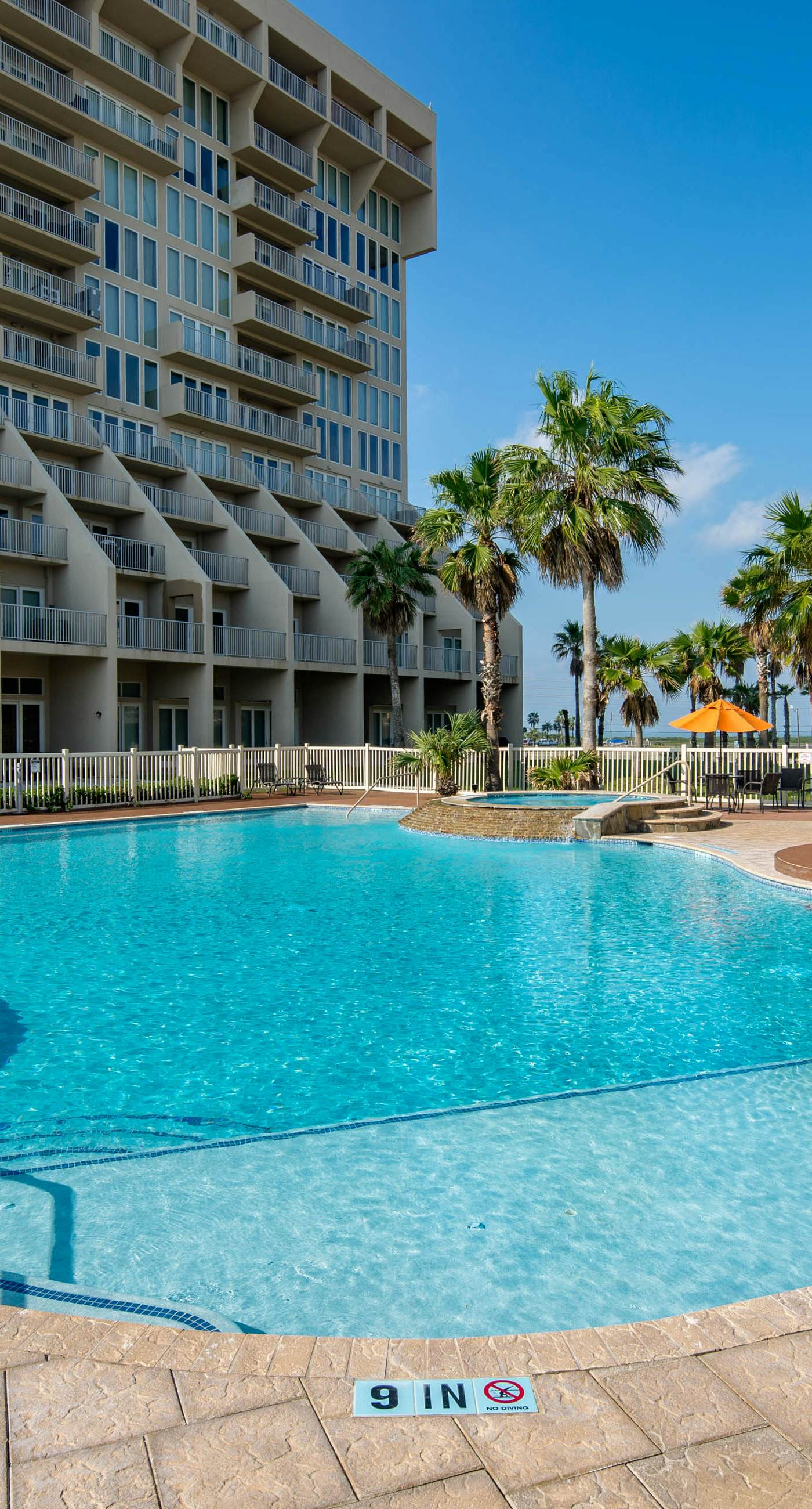 Solare Garden Villa 220