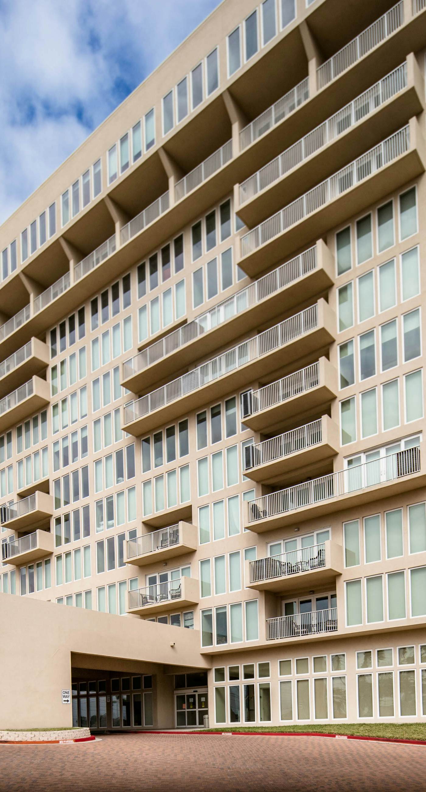 Solare Garden Villa 220