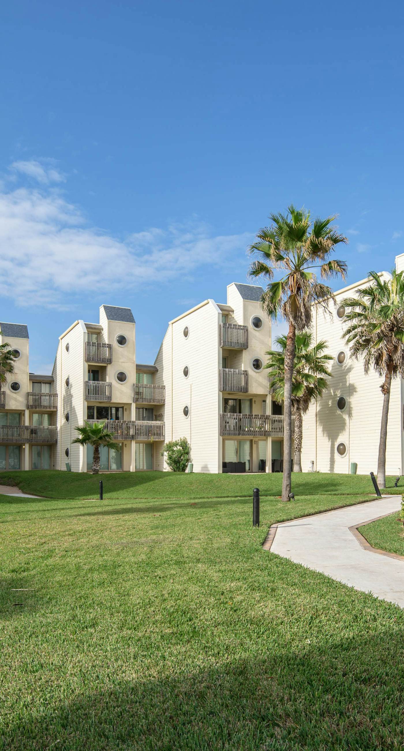 Solare Garden Villa 220