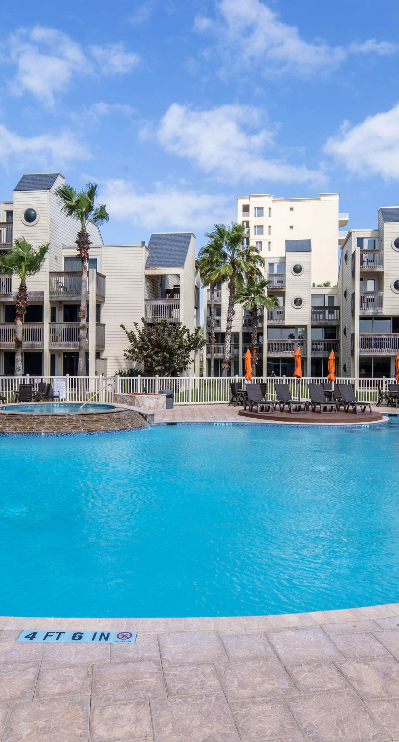 Solare Garden Villa 220