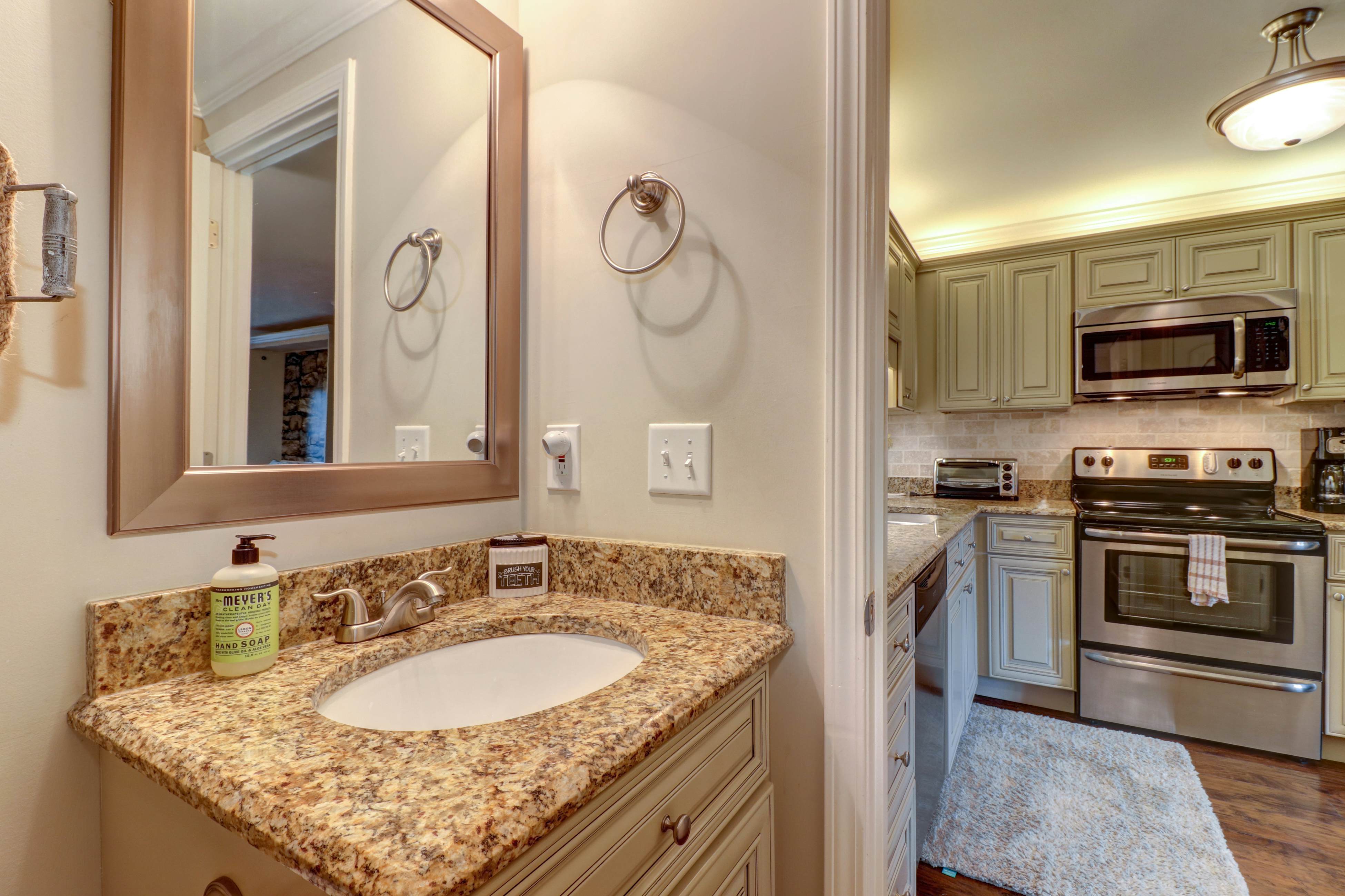 Cades Cove Landing Condo Little River Loft 0 BD Townsend, TN