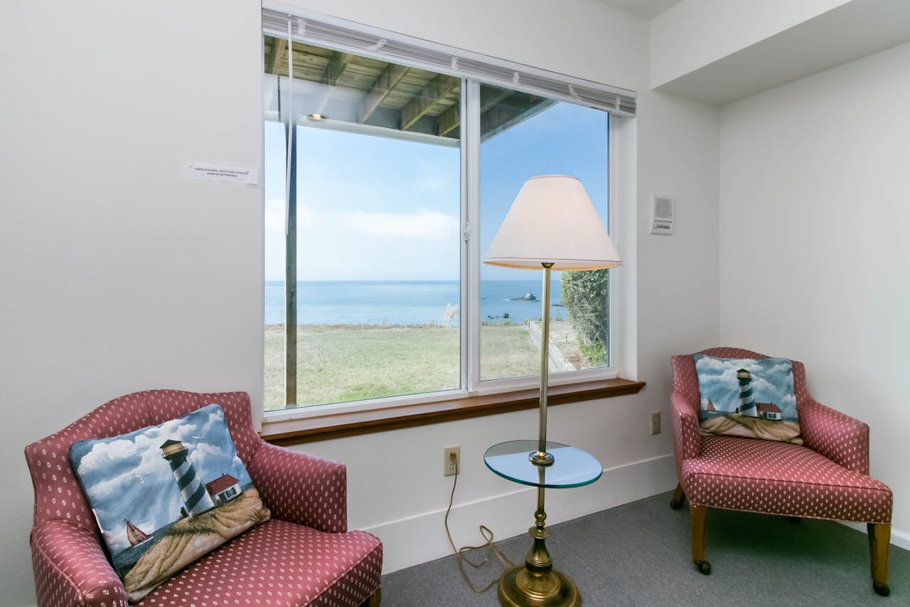 Brookings Oceanfront Estate 4 BD Vacation Rental in Brookings, OR