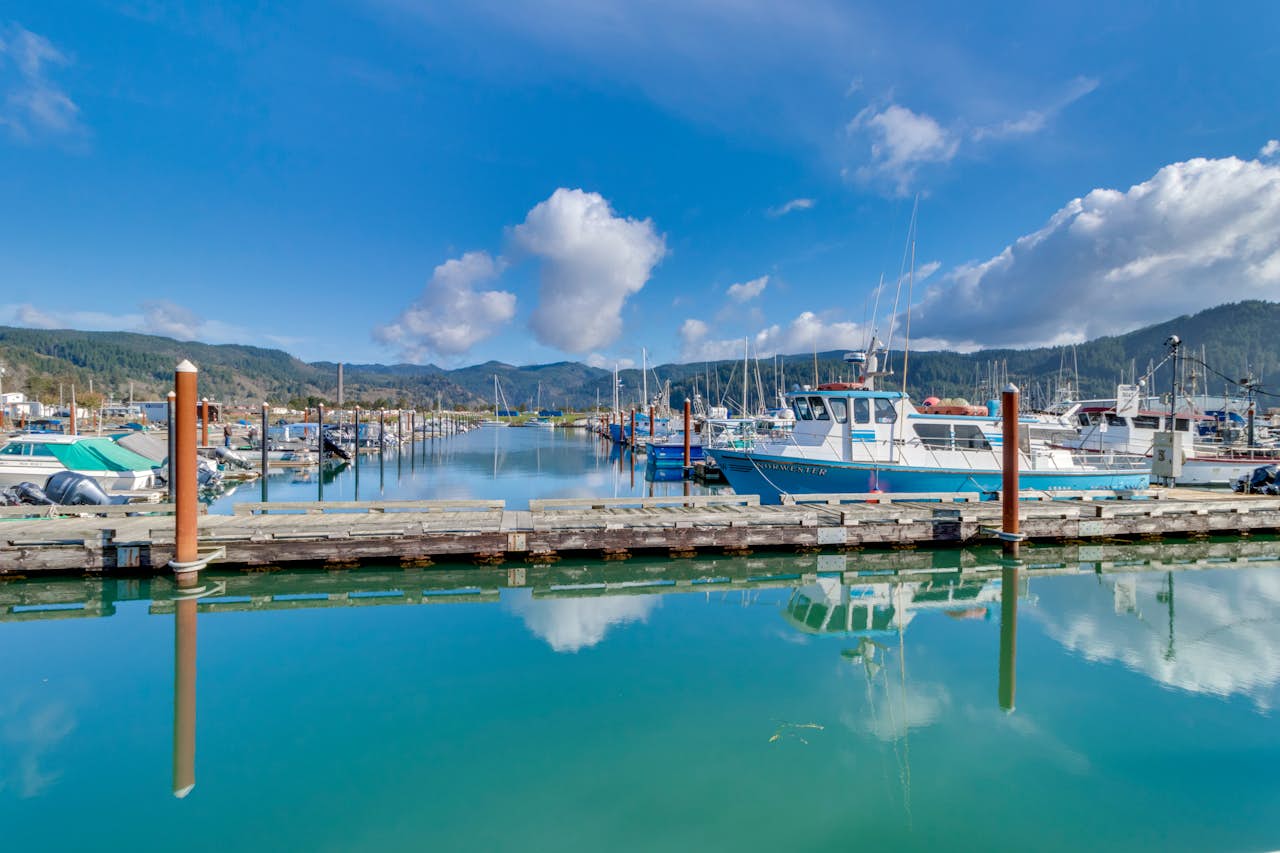 Fisherman's Dream Boat House 2 BD Vacation Rental in Garibaldi, OR